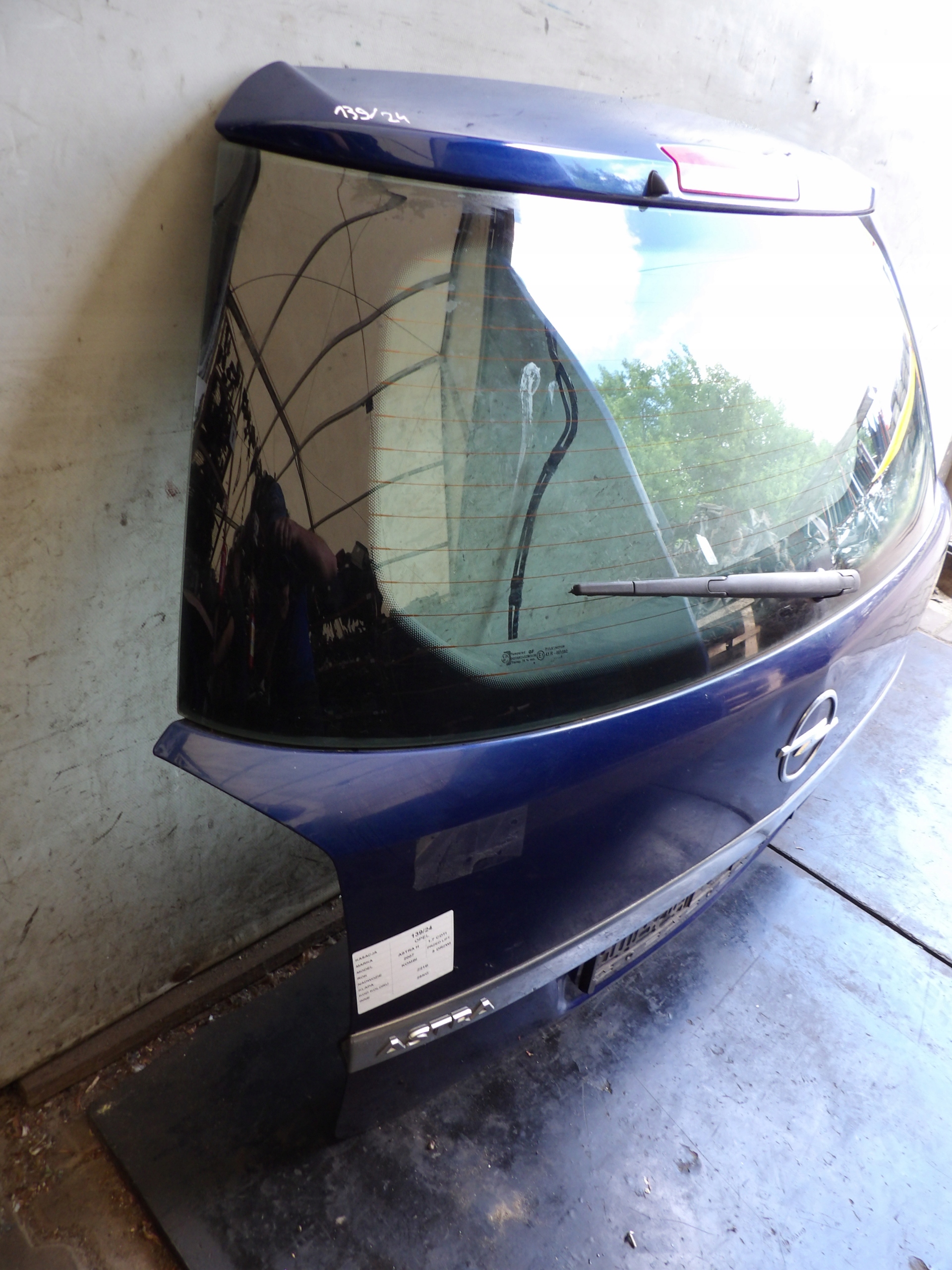 Opel Astra H boot doors kombi lak. Z21B