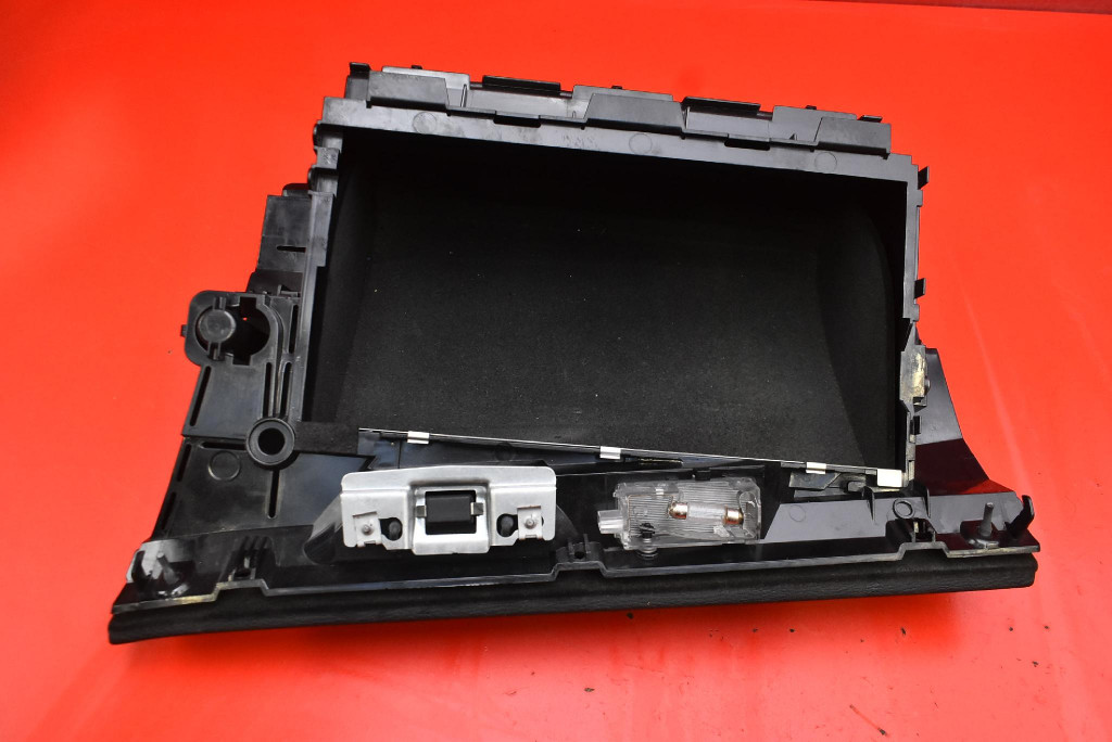 Handschuhfach des Beifahrers EU BMW X3 E83 LIFT 06-10