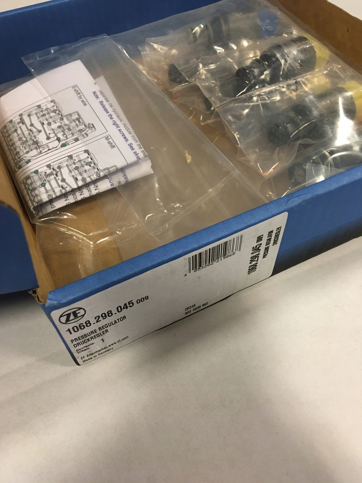 1068298045 - ZF соленоид соленоиды AUDI A6 C6 ZF 6HP19