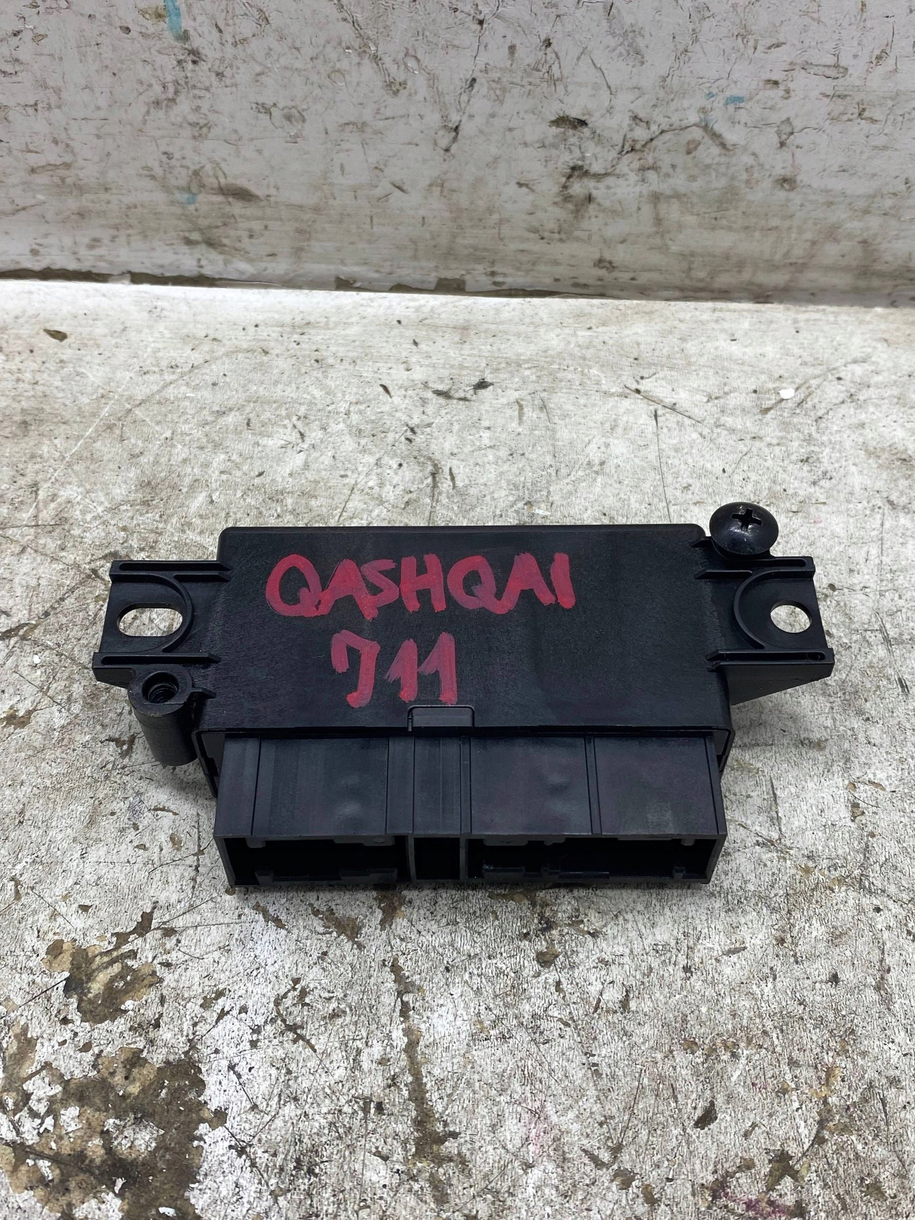 QASHQAI J11 MODUSL Bedienteil PDC PARKTRONIC 285384ET1A