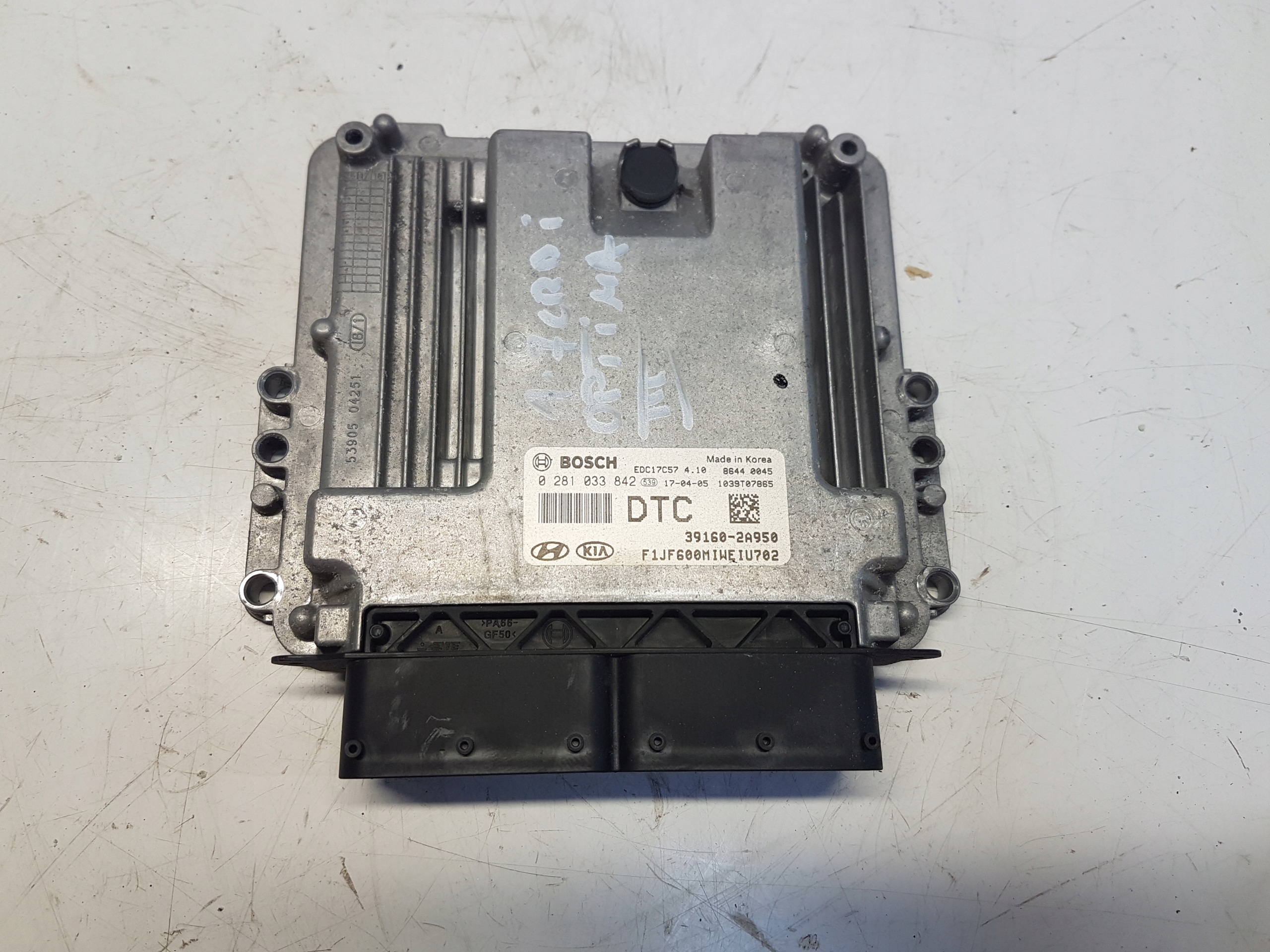 KIA OPTIMA IV 1.7CRDI Computer Bedienteil ECU