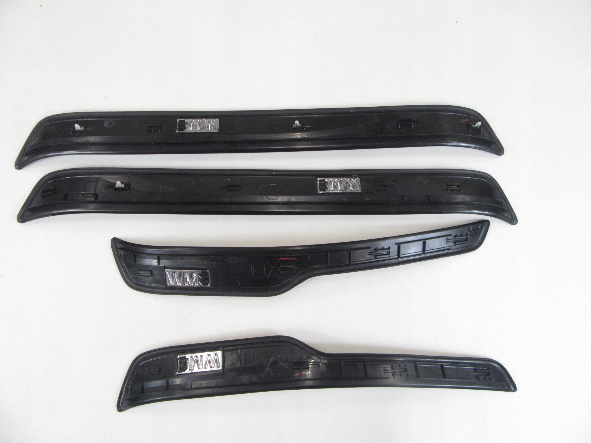moulage seuil ozdobne couvertures BMW e90 e91