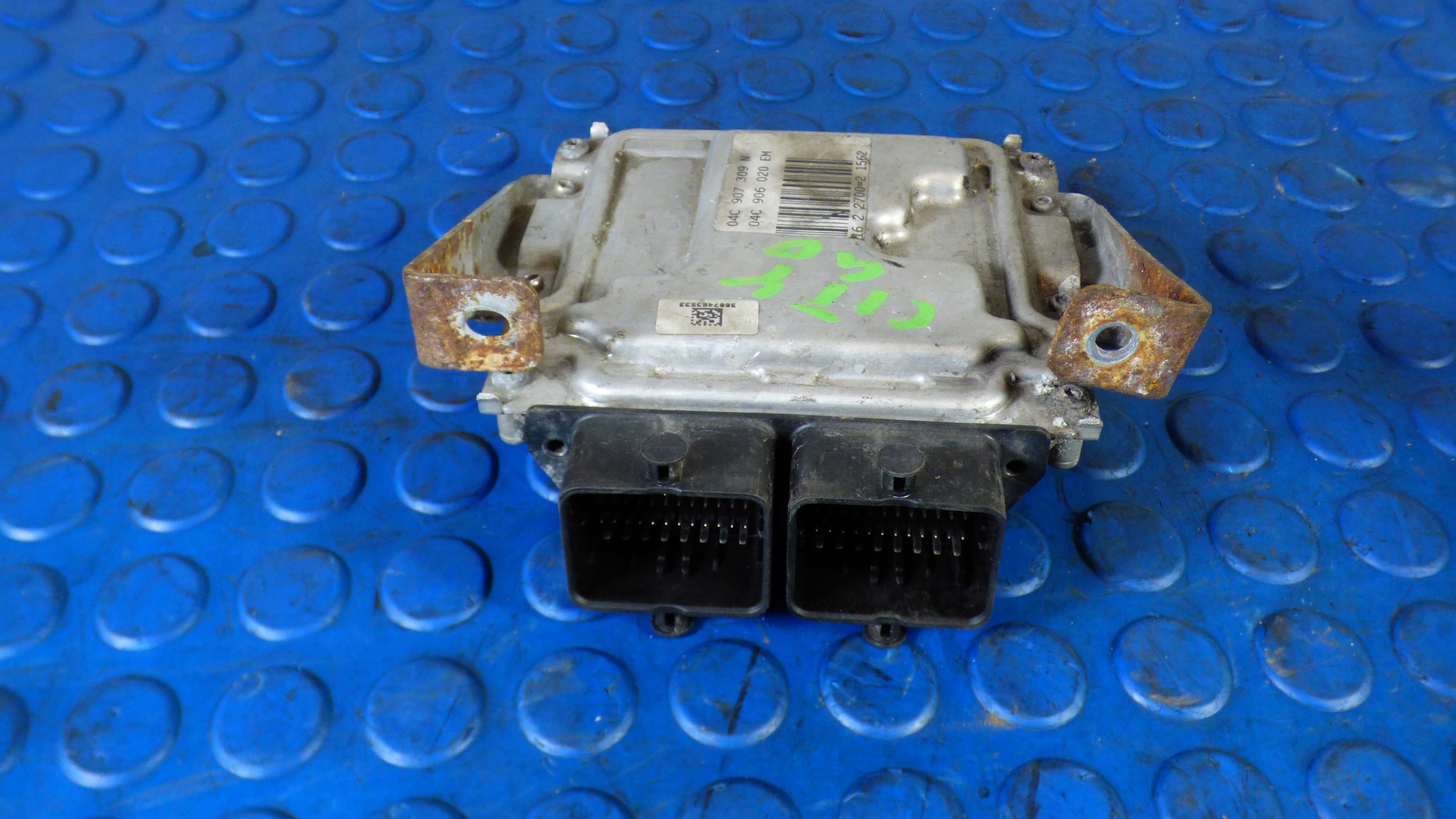 control unit of the engine 04C907309N SKODA CITIGO 1.0MPI