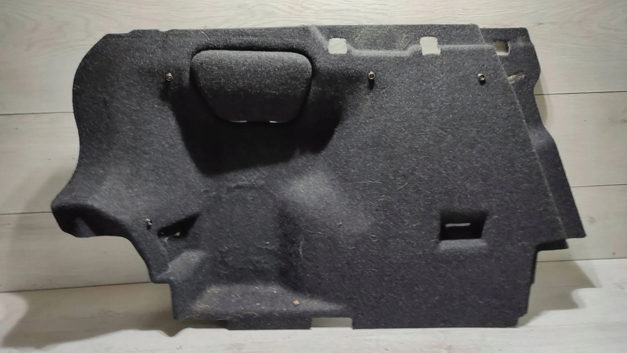 Volvo V40 2018 left side boot upholstery