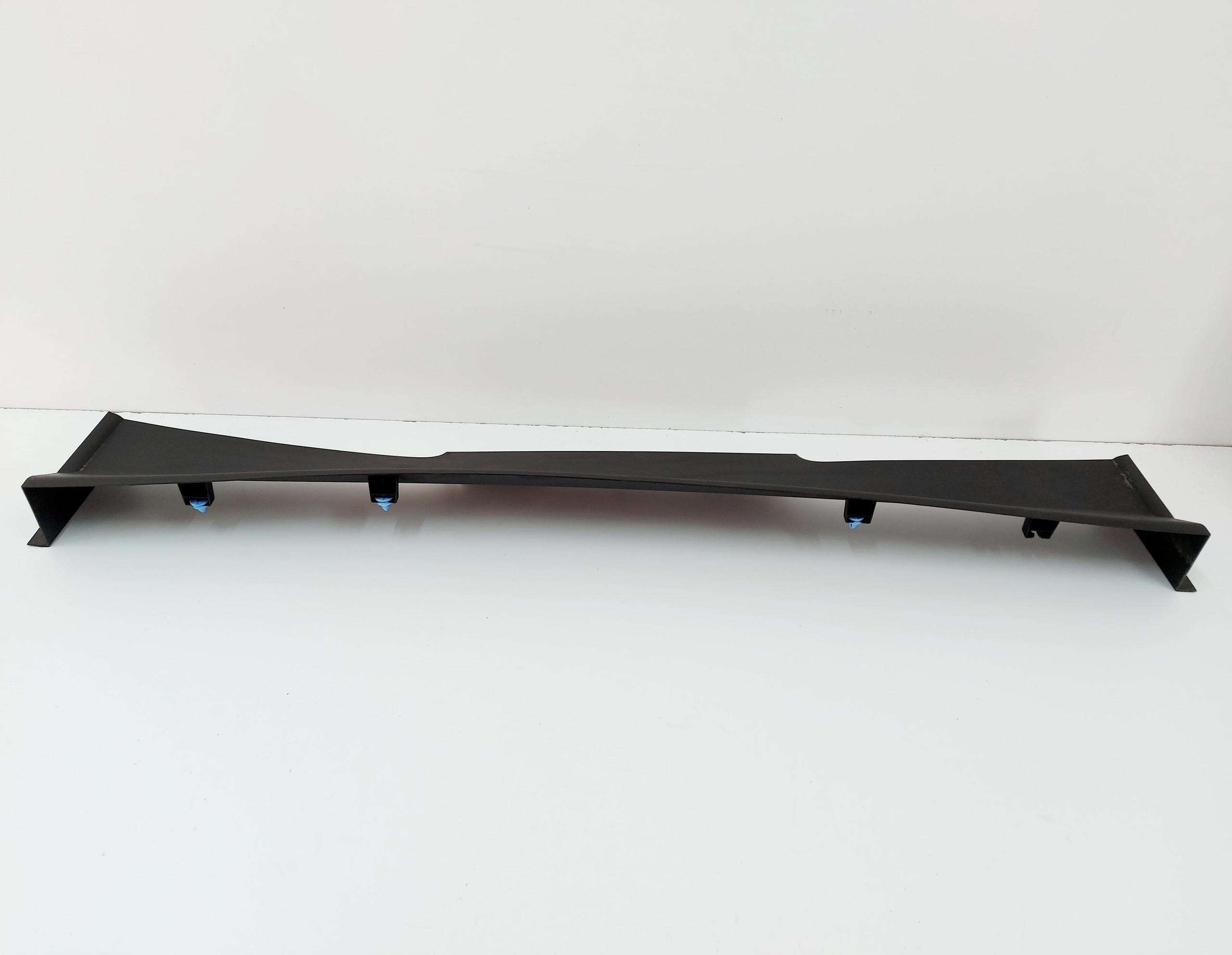 VOLVO XC40 22r. Maskownica podszybie 32234594