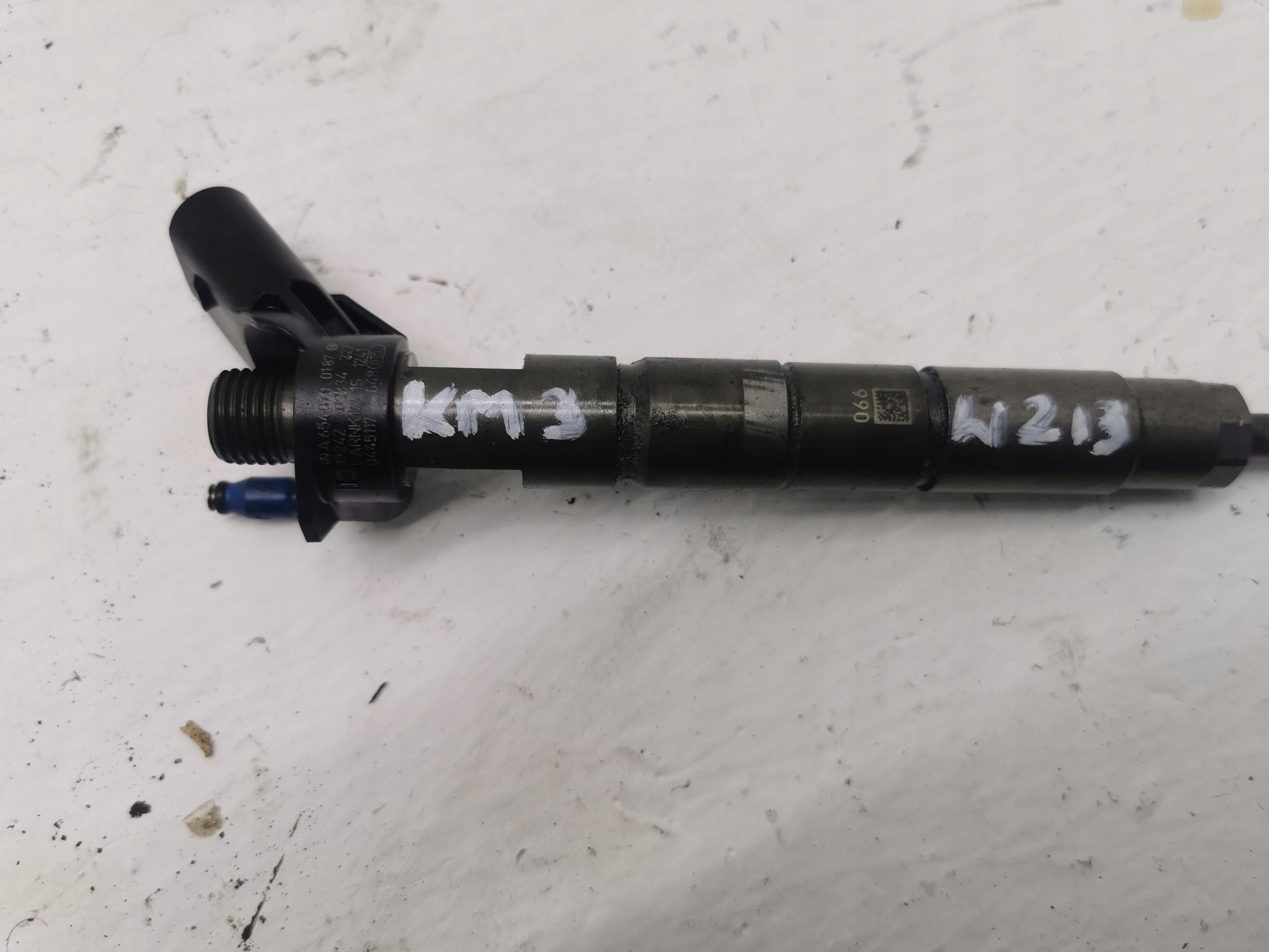 injector MERCEDES E-KLASA W213 2.0 0445117048