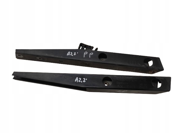 AUDI A2 99- WSPORNIK BŁOTNIKA PRZÓD PRAWY LEWY 8Z0805091A