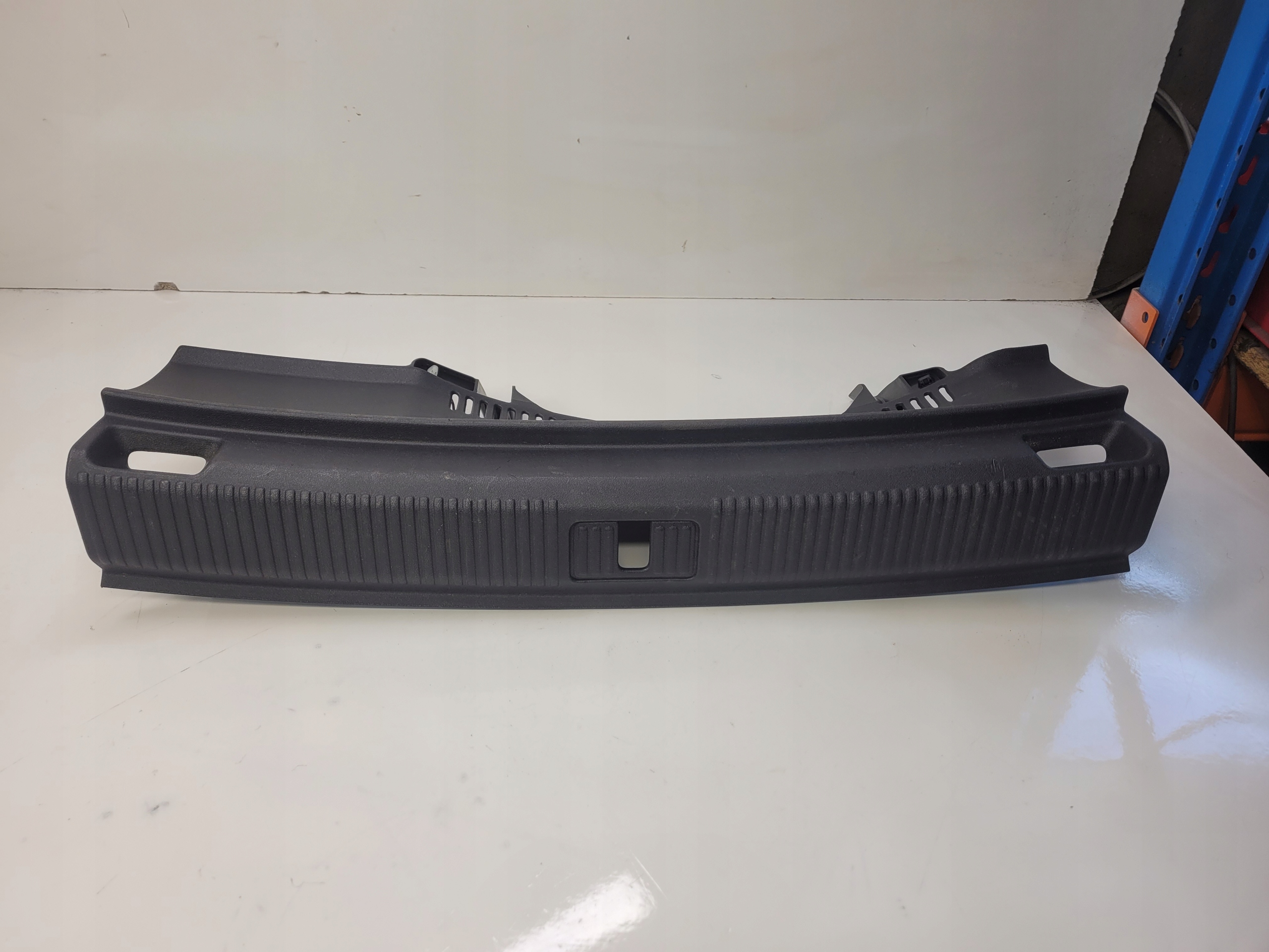 cover of the threshold boot AUDI A1 8X 8X0863459C