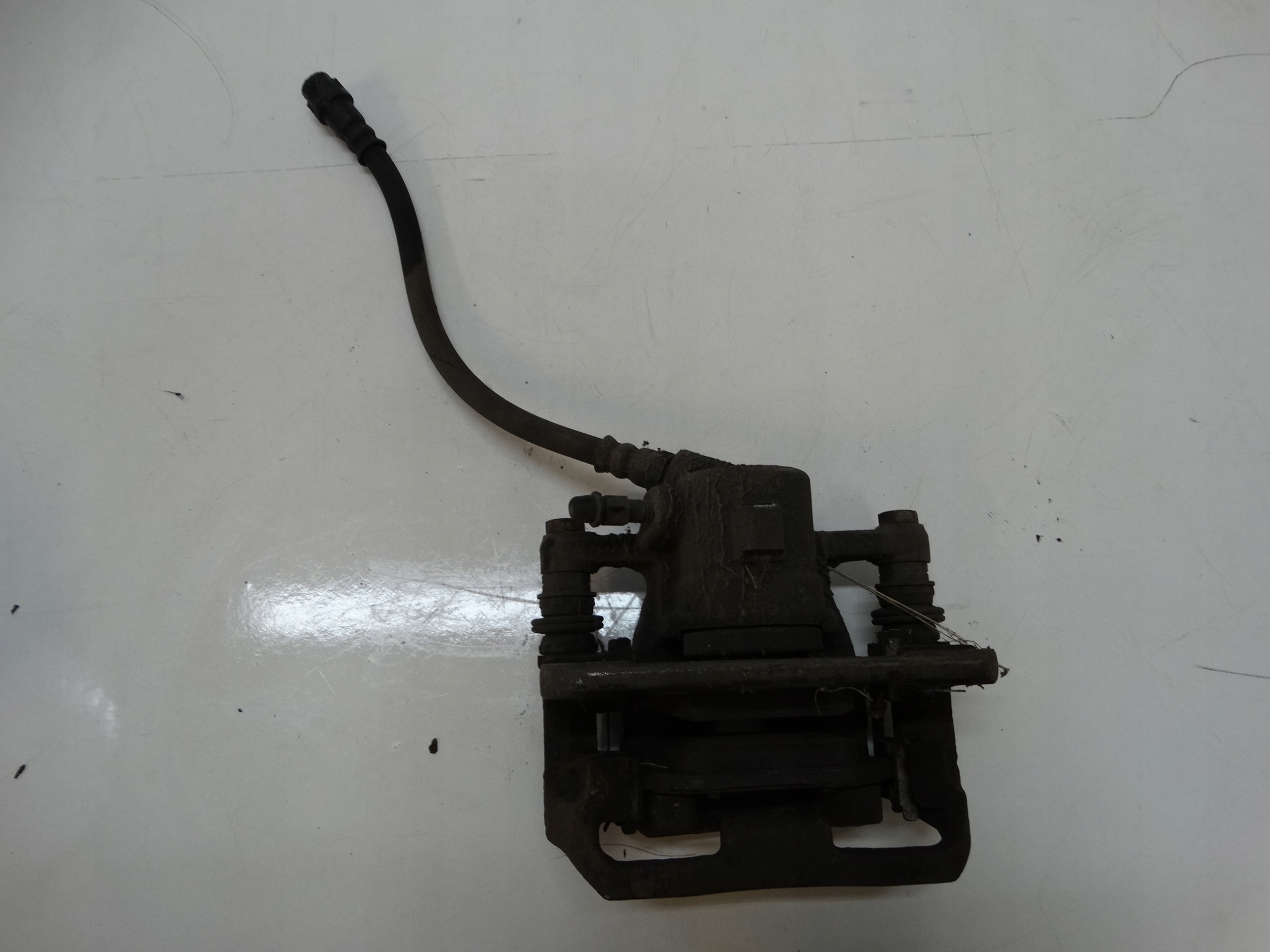 caliper brake left rear part MERCEDES W169 A180 CDI