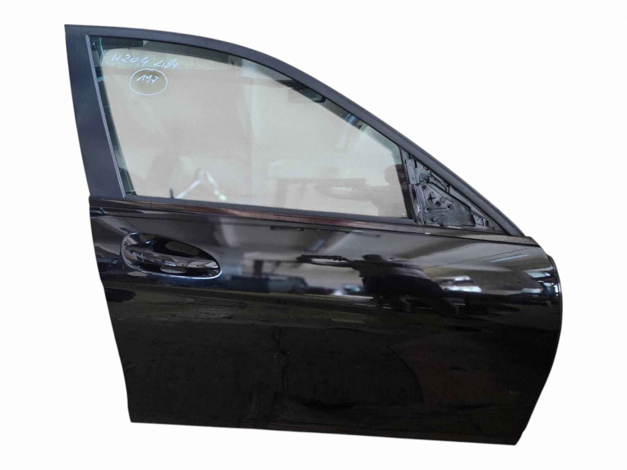 door complete front front right MERCEDES C W204 LIFT colour 197