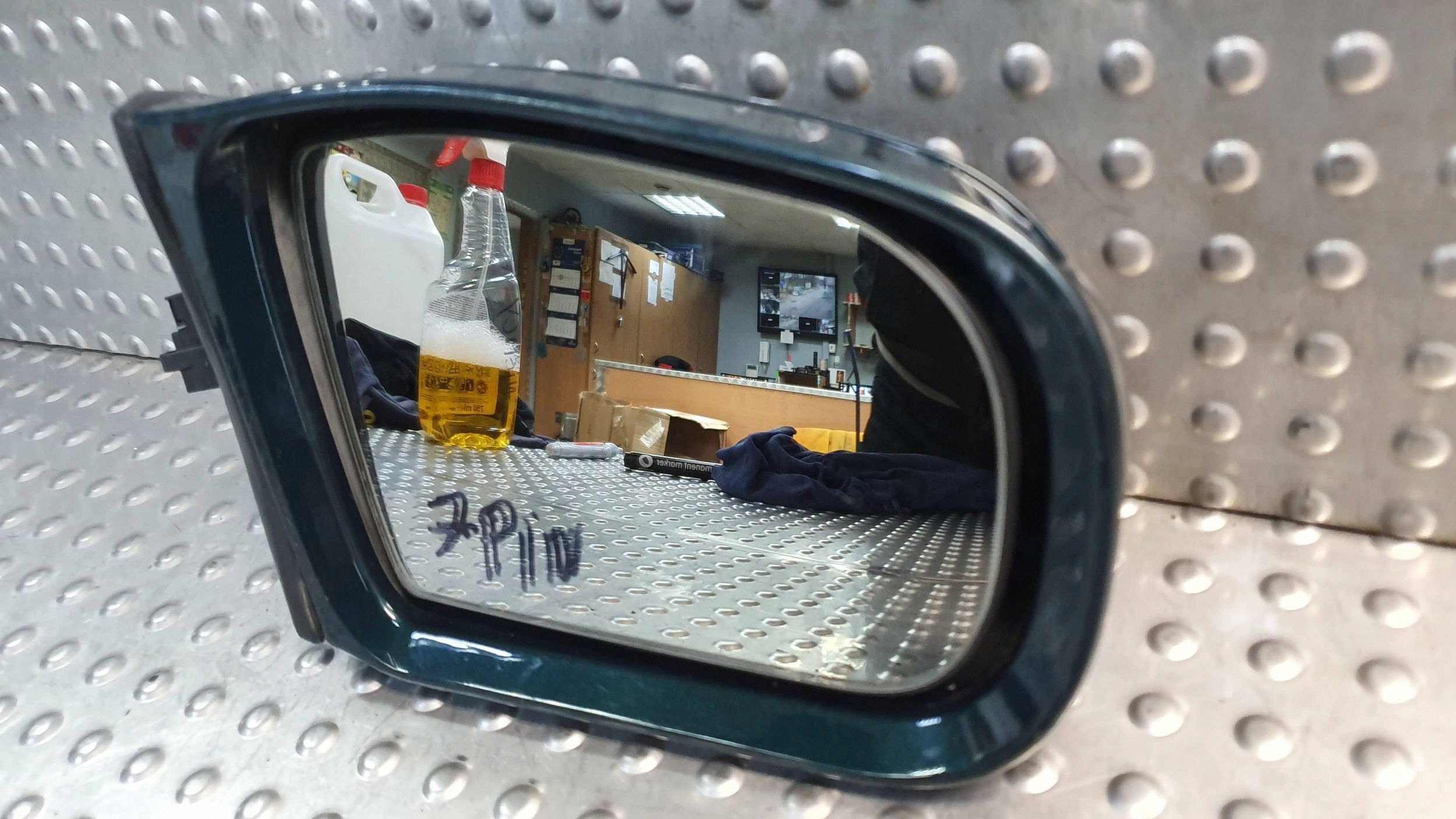 mirror right MERCEDES E-KLASA W210 7 PIN 2108108616 95