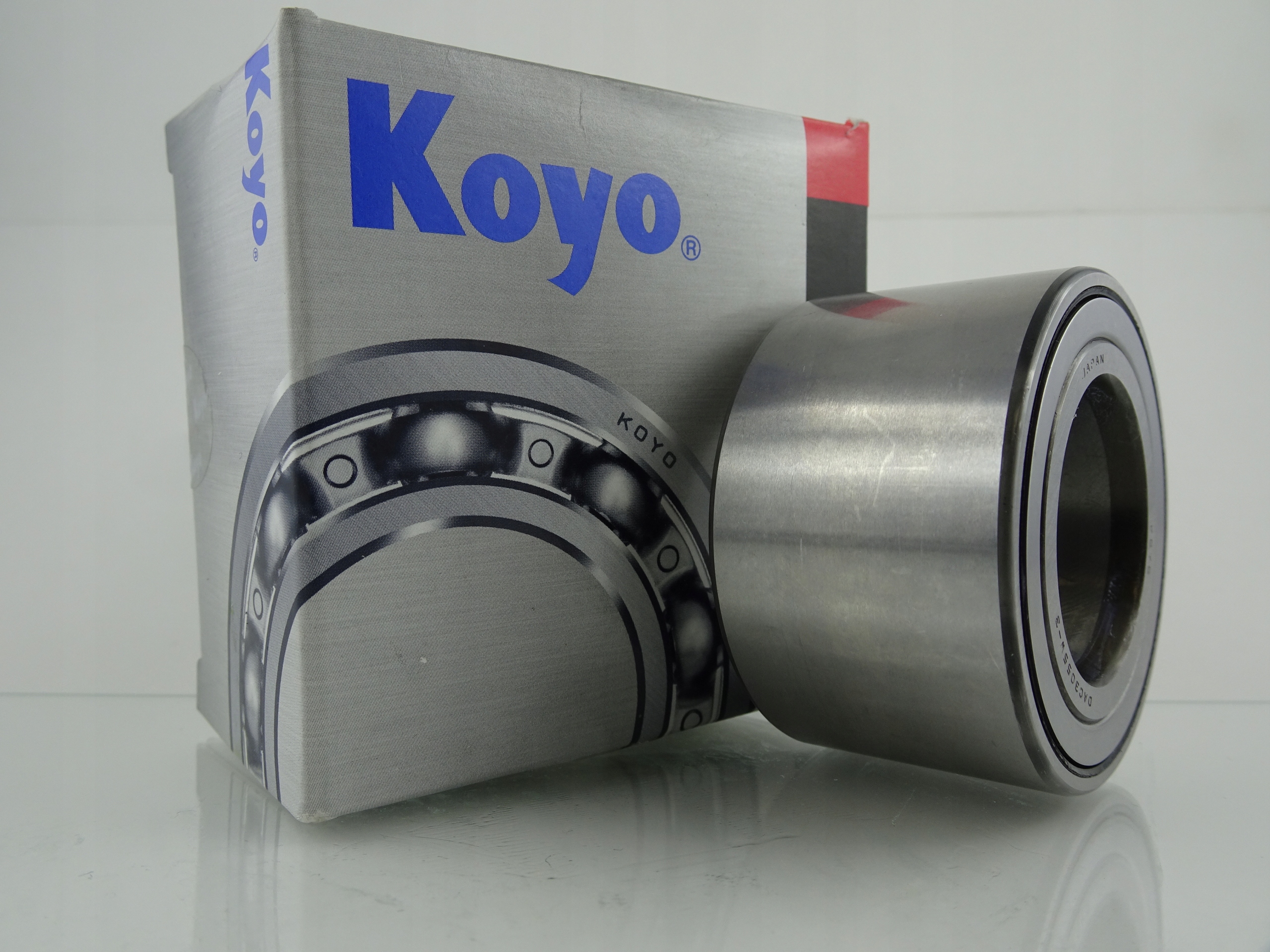 

Łożysko koła Yamaha Koyo Dac 3055 30x55x32 mm