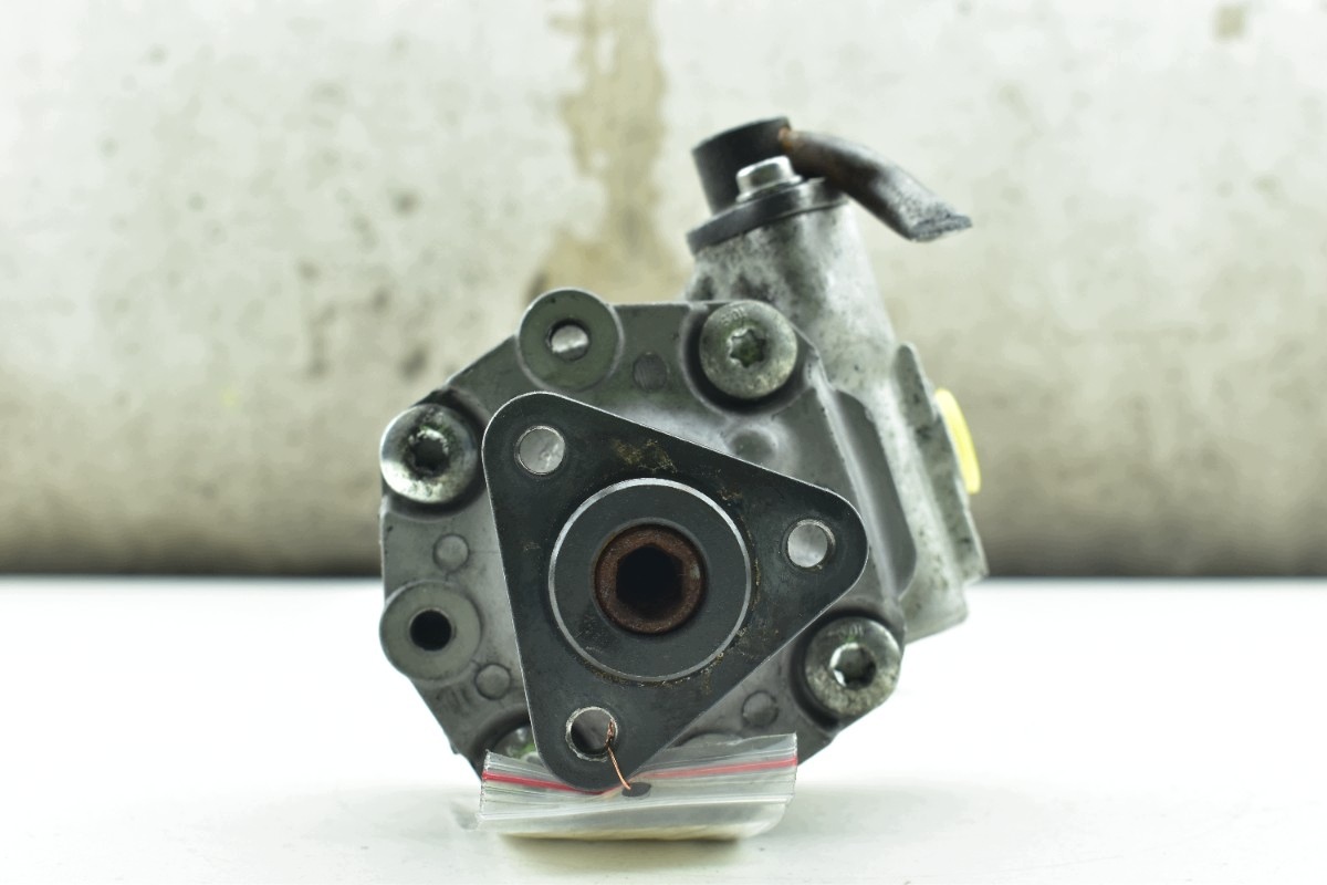 Einspritzpumpe AUDI A4 B8 A5 8T A6 C6 Q5 SEAT EXEO 2.0 TDI CAH