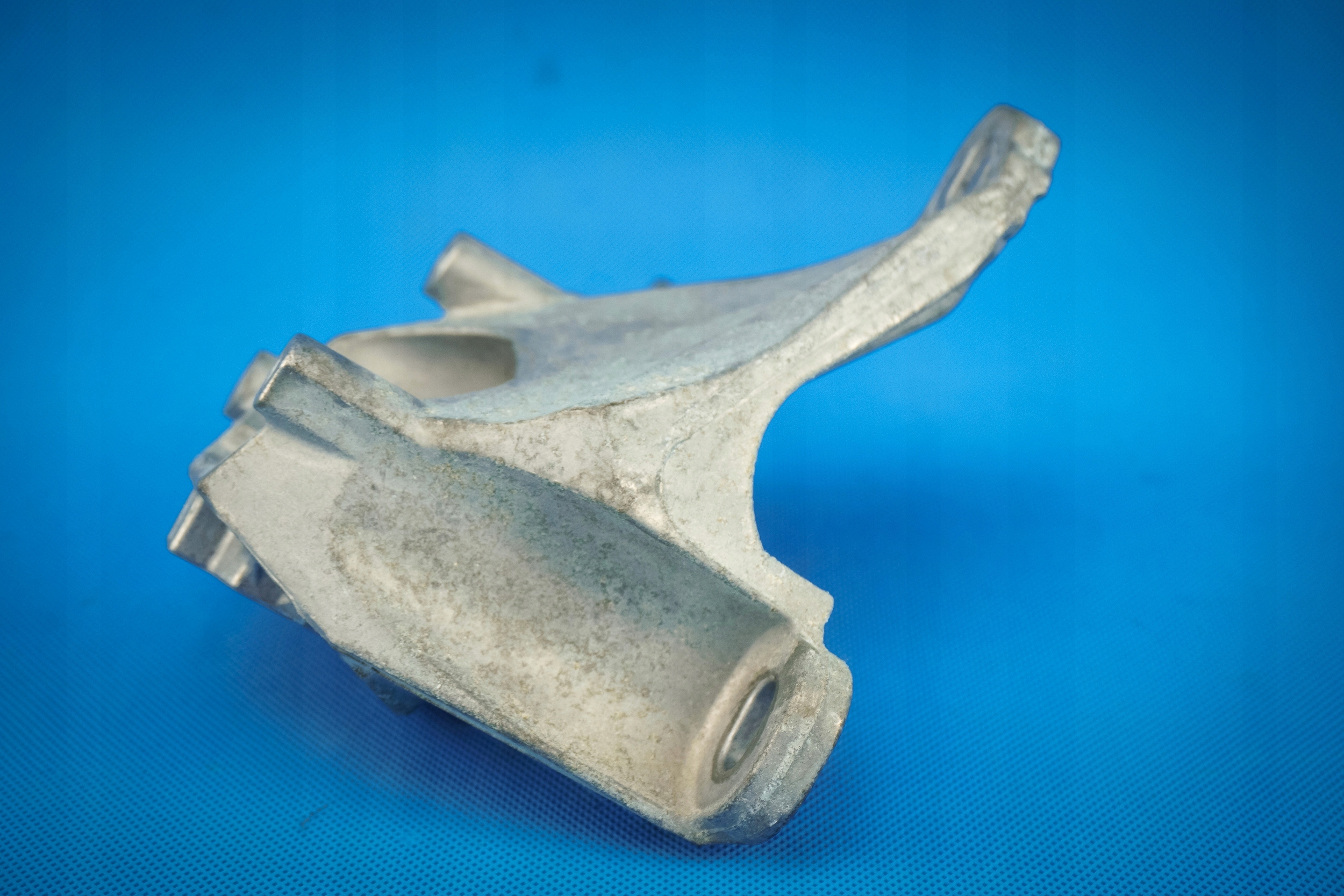 supporto cambio ingranaggi Audi A8 W12 S8 4H0399113E