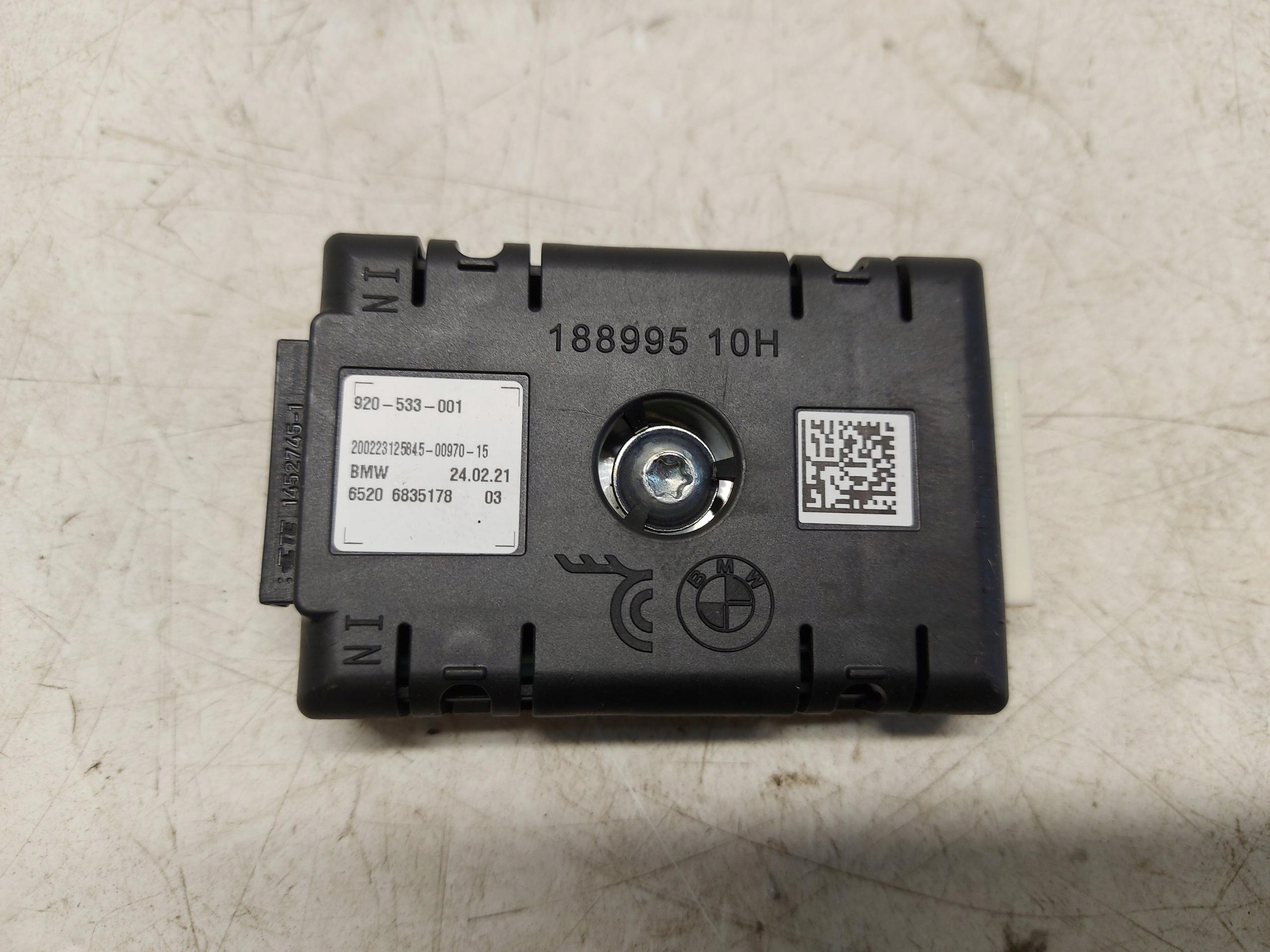 BMW G23 G22 M440i Cabrio amplifier anteny 6835178
