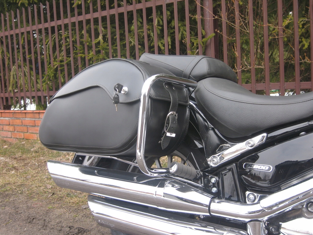 SUZUKI C800 INTRUDER GMOLE TYLNE