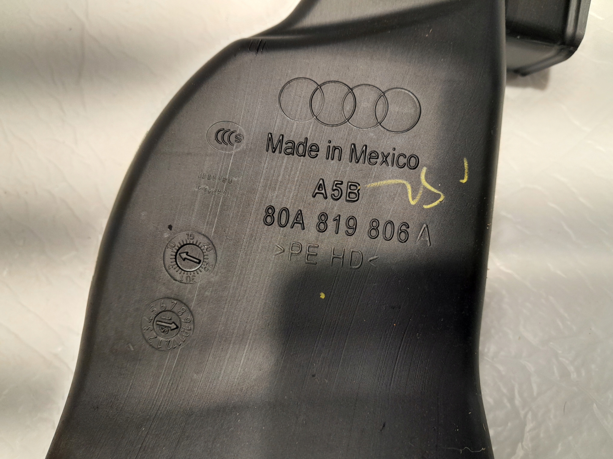 AUDI Q5 80A drain air duct air line right front 80A819806A