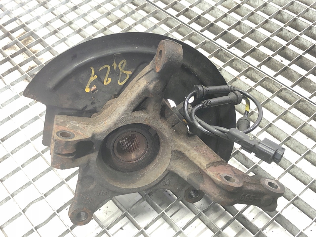 поворотный кулак renault EXPRESS 1.5 95KM