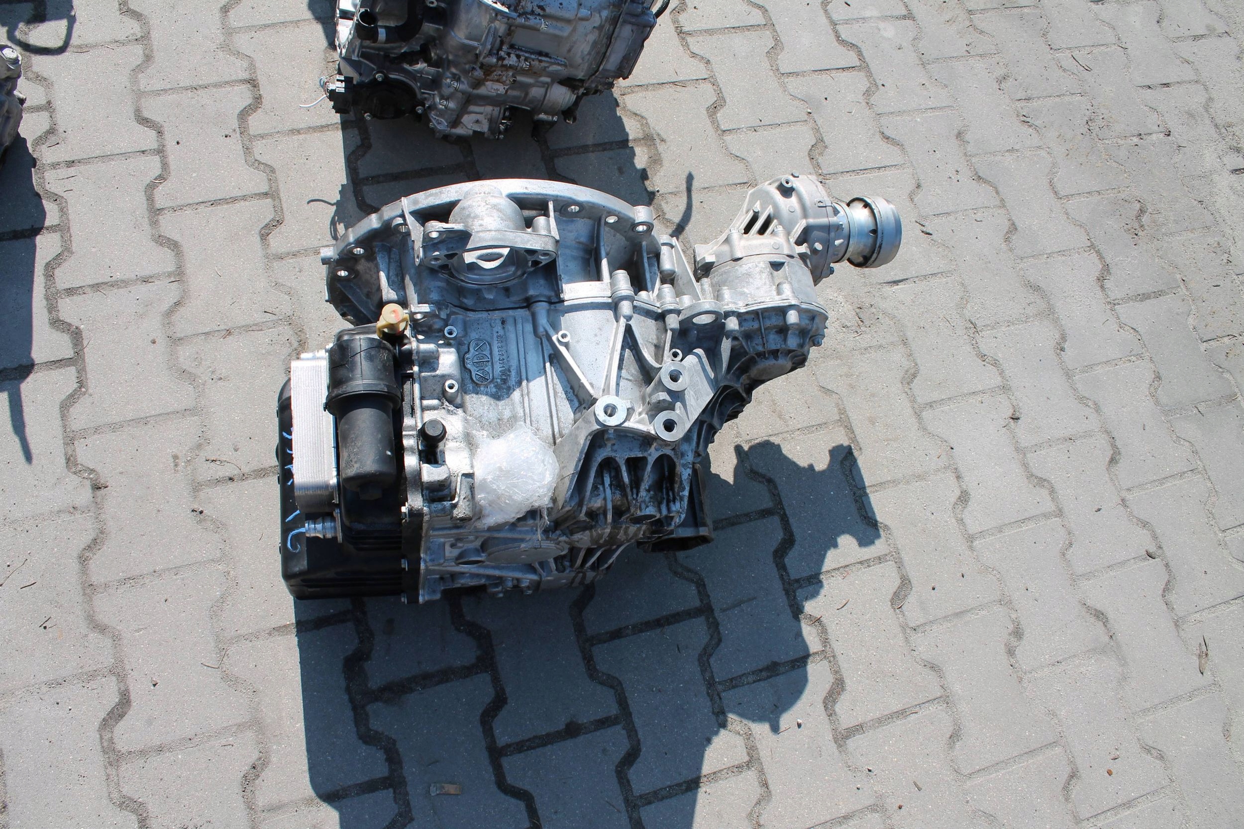 Getriebe MERCEDES A35AMG K8X400 2473708704 2