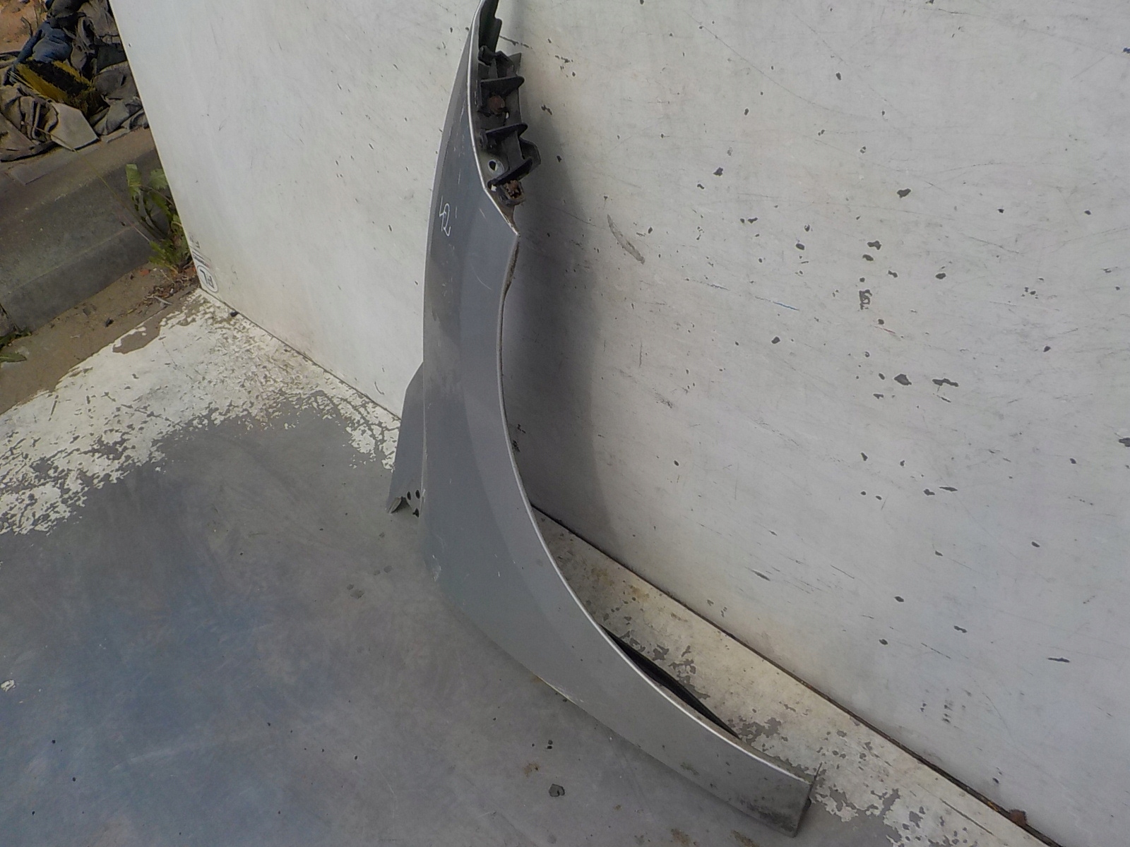 42 RENAULT MEGANE III fender right front front