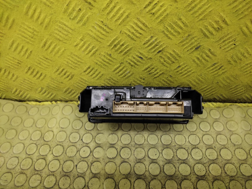 AUDI A3 8L PANEL klími klimatizaci 8L0820043K