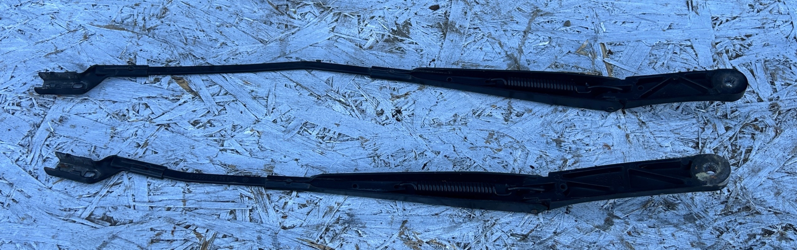 wiper arms front front VW PASSAT B8 14- 3G1955409 3G1955410 PARA