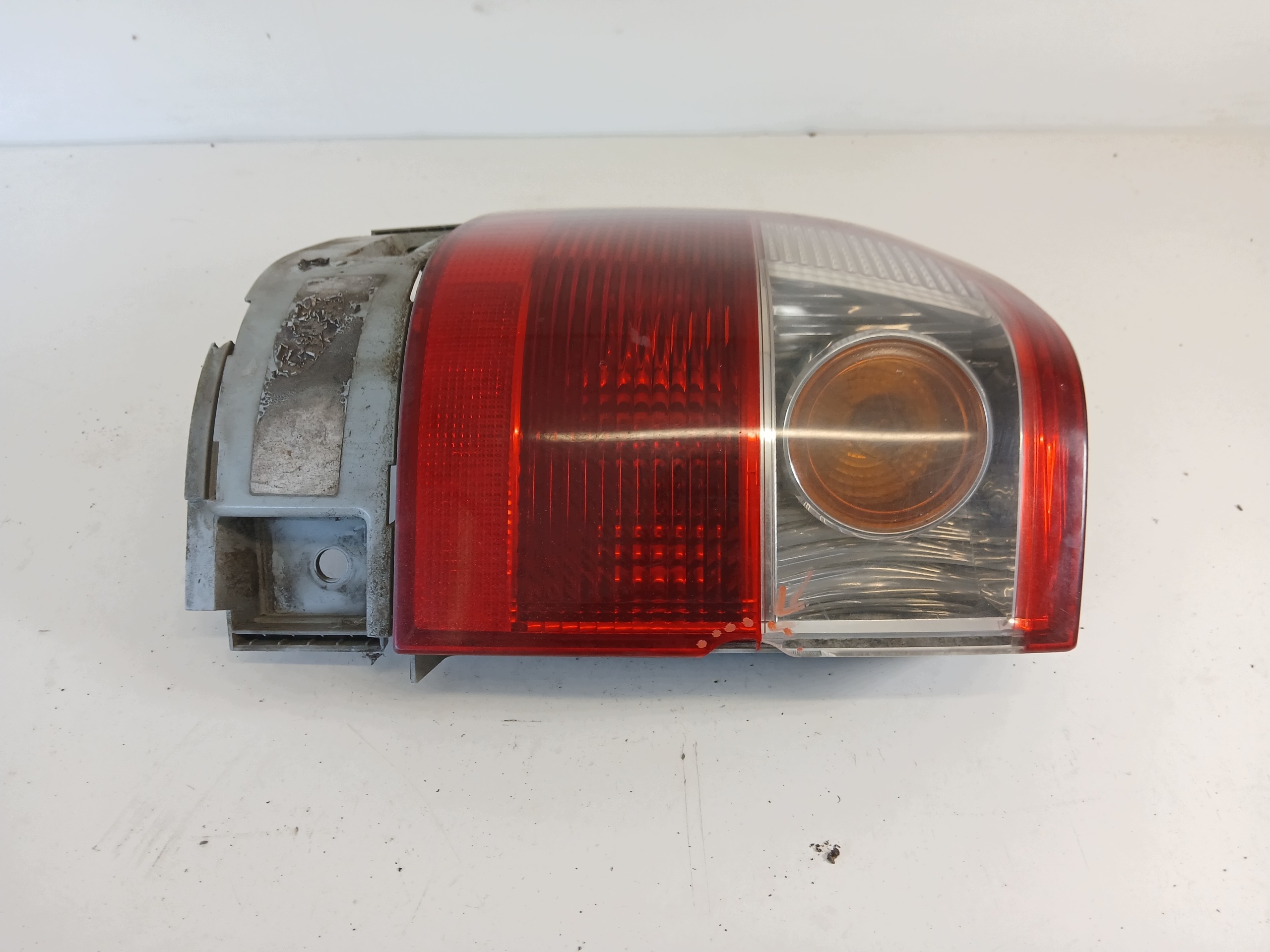 FORD GALAXY MK1 LIFT light left rear part