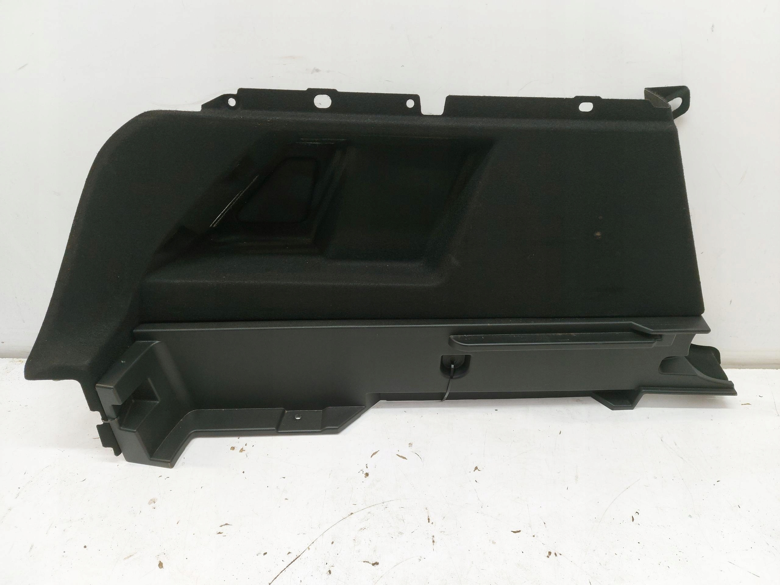 Renault Arkana, RS-Line boot upholstery left rear part