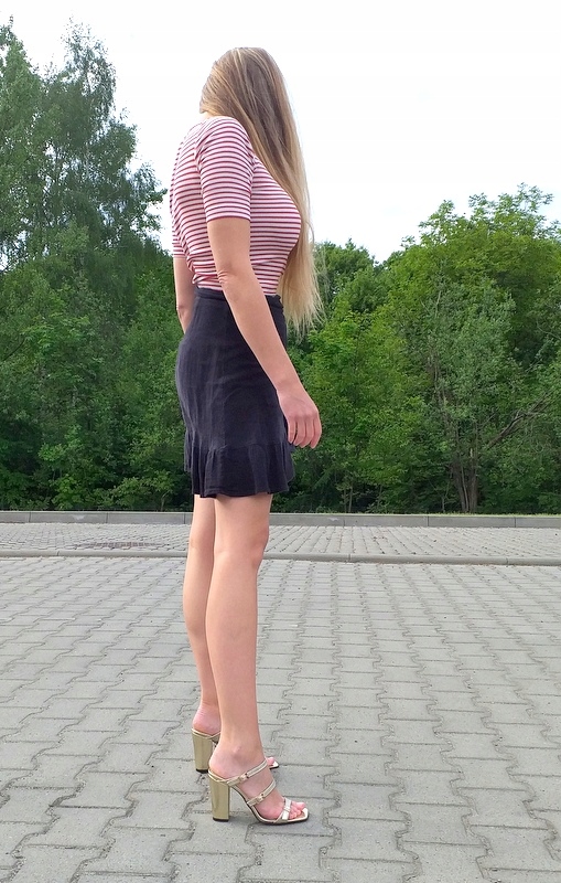 KLAPKI NA SŁUPKU WODNIAK SKÓRA NATURALNA(801z)38 Rozmiar 38