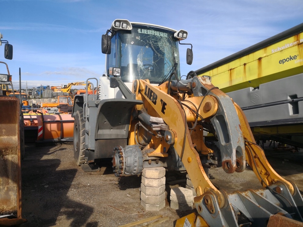 Ladowarka Liebherr 550 2014 Na Czesci