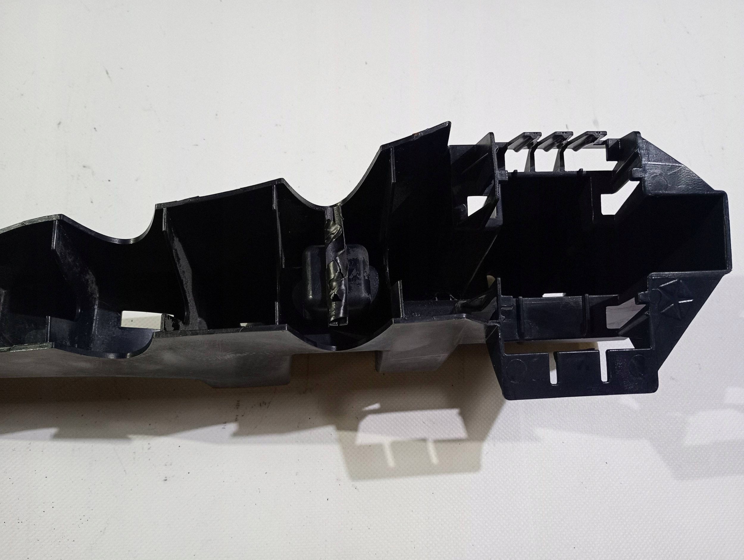 support holder of a bumper left rear part rear left Dodge Charger 2015