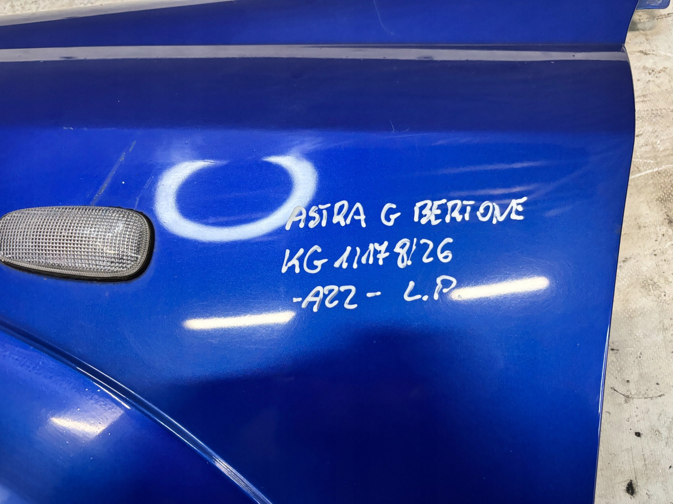 blatník levý předek OPEL ASTRA G BERTONE