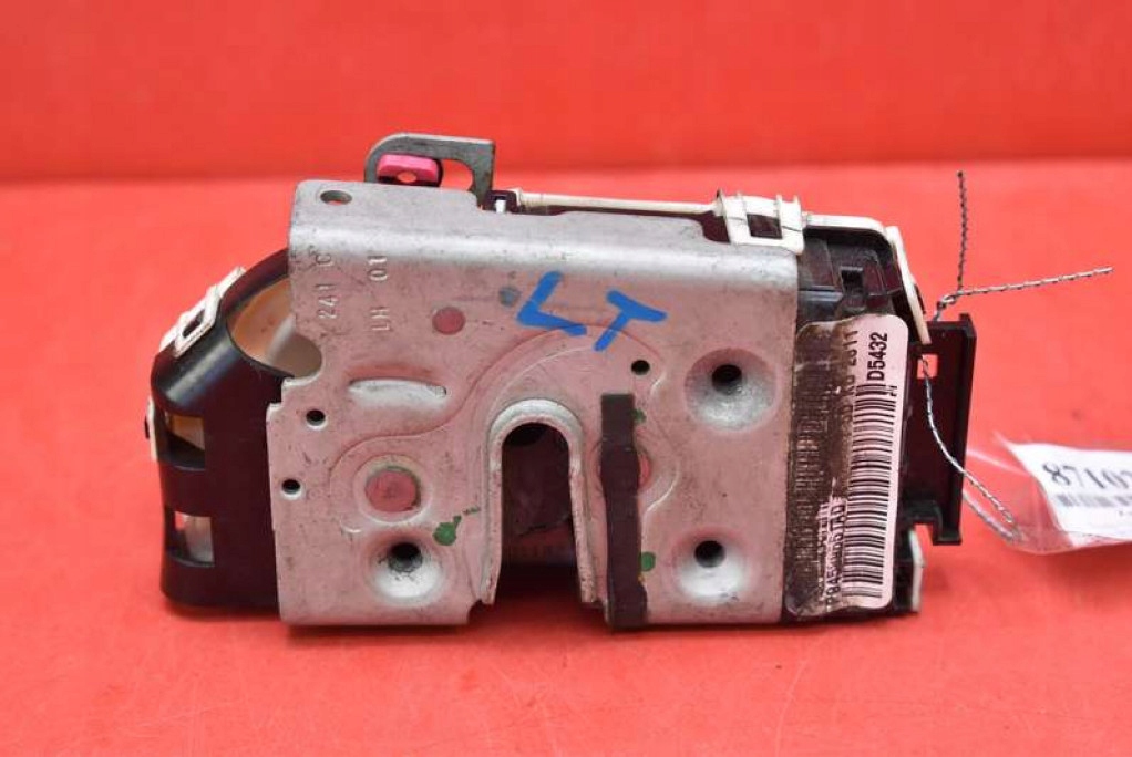 lock door left rear part rear JEEP COMPASS 1 and 11-13