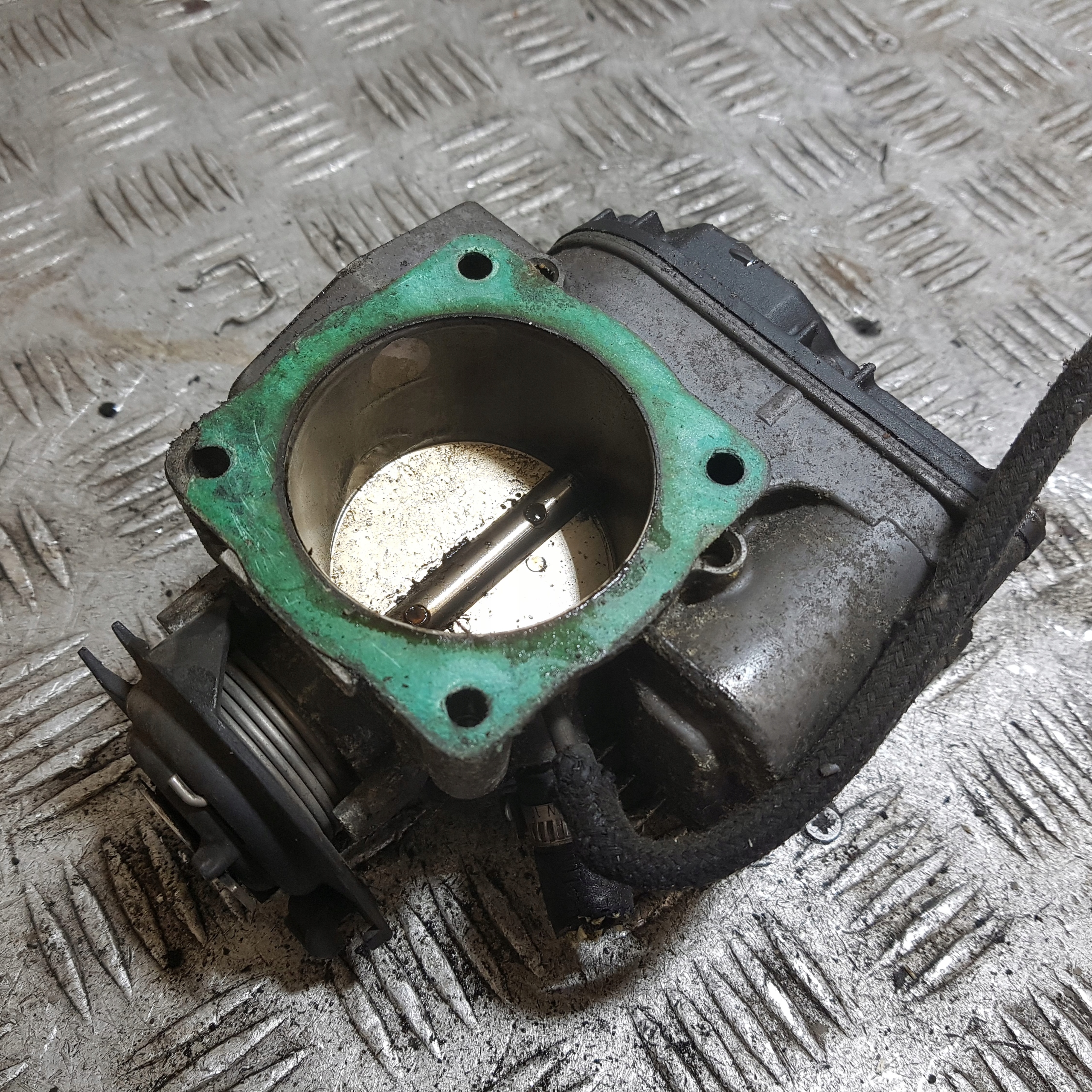 Valvola a farfalla VOLKSWAGEN SHARAN 1 1.8 T 06A133064P