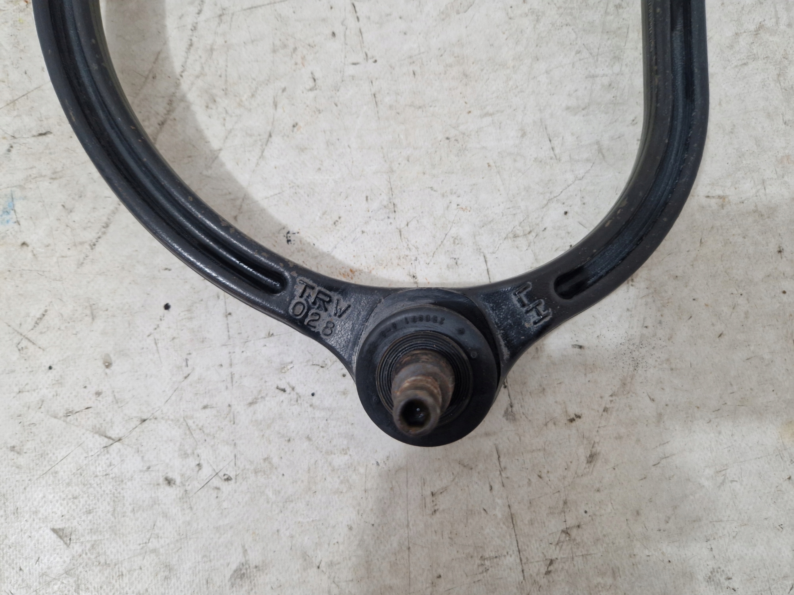 DODGE CHARGER CHALLENGER 19- arm front left upper LH AWD 4X4 028