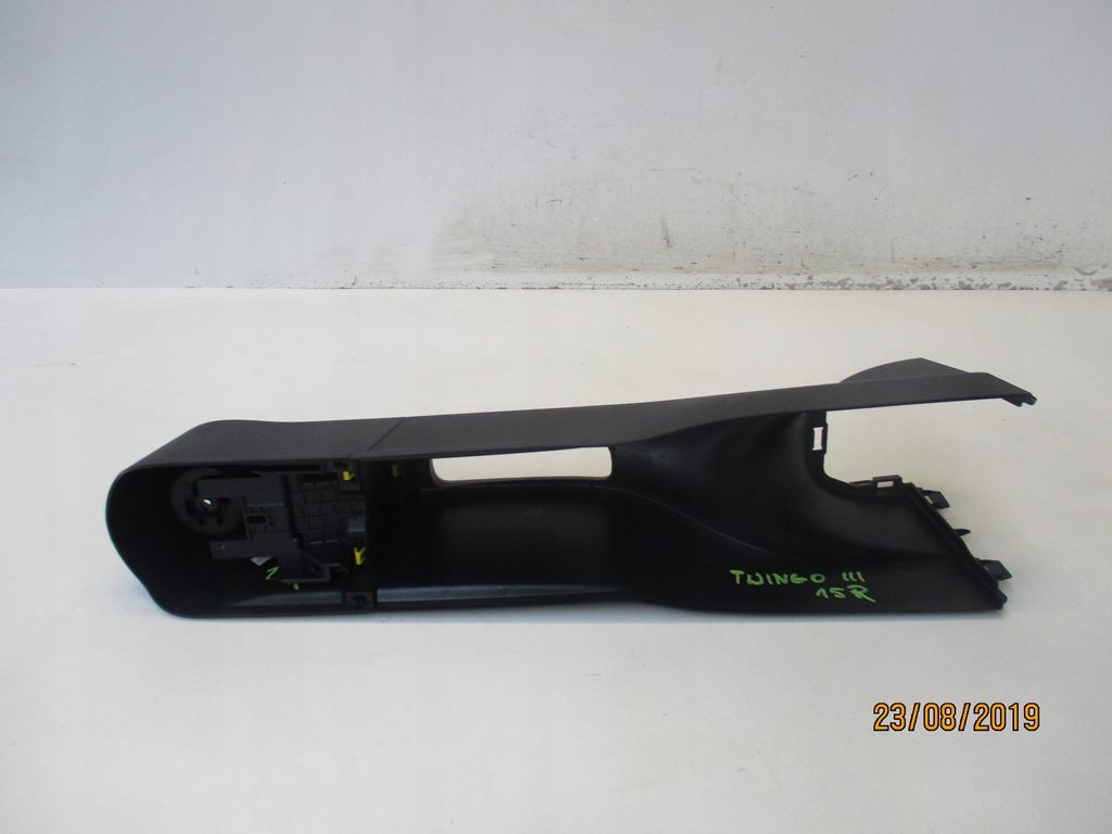 тунель середина renault TWINGO III