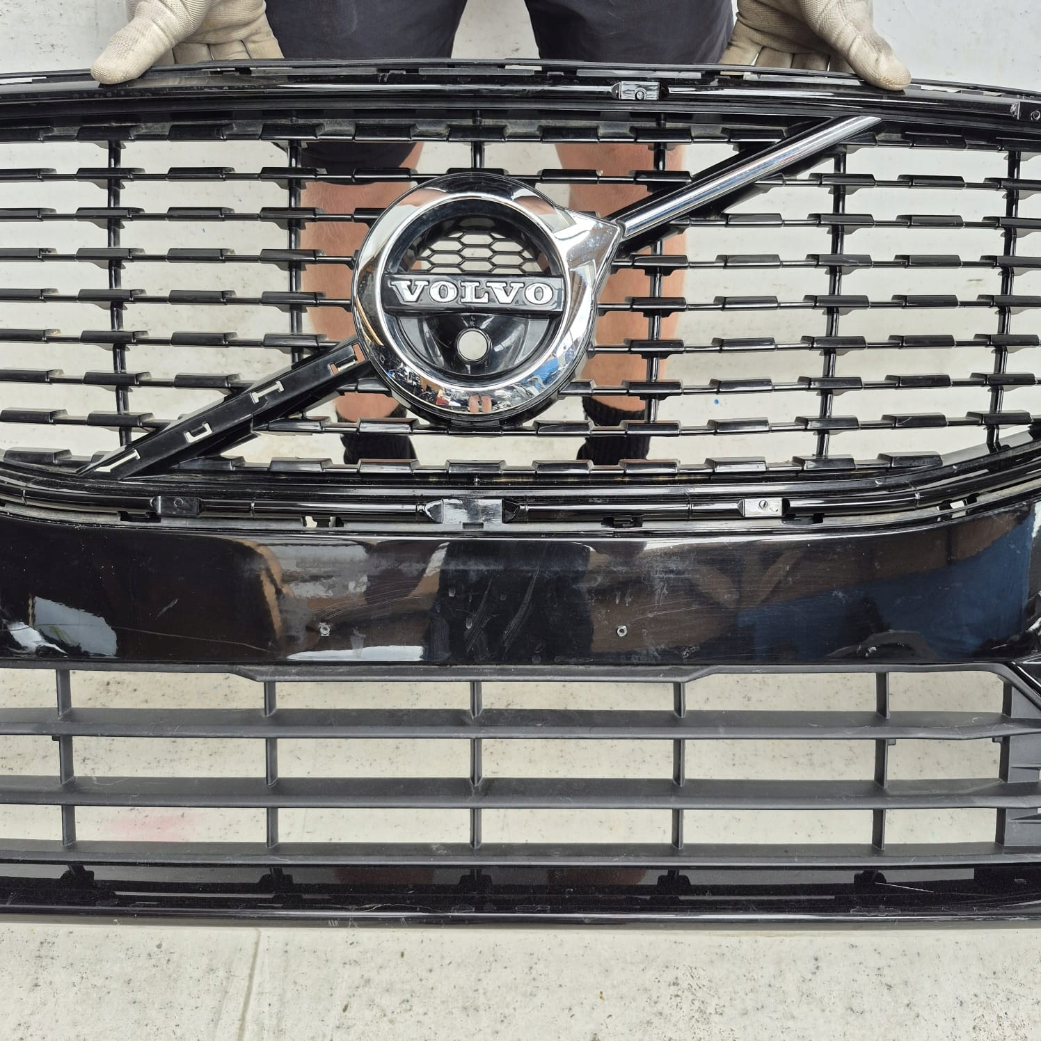 VOLVO XC60 II 2 17-21 bumper front front washer PDC