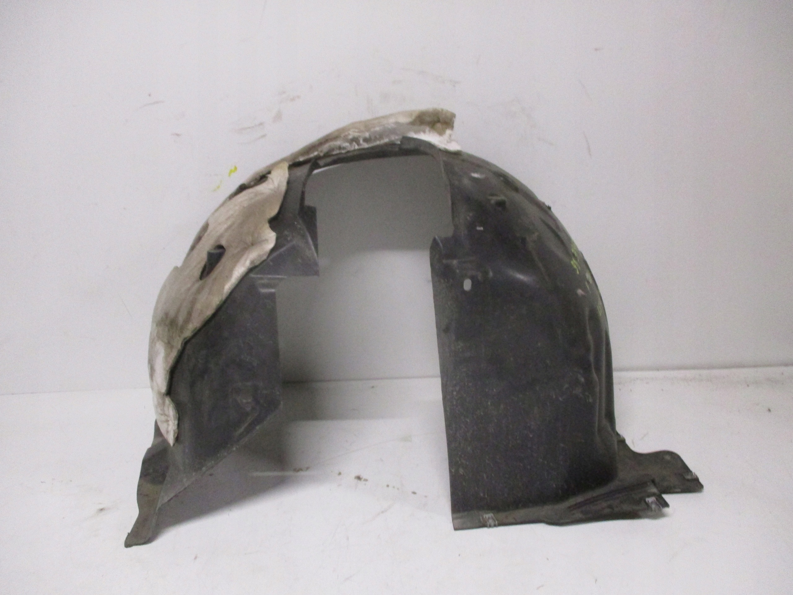 mudguard left PEUGEOT 2008 II 9837467680 front front