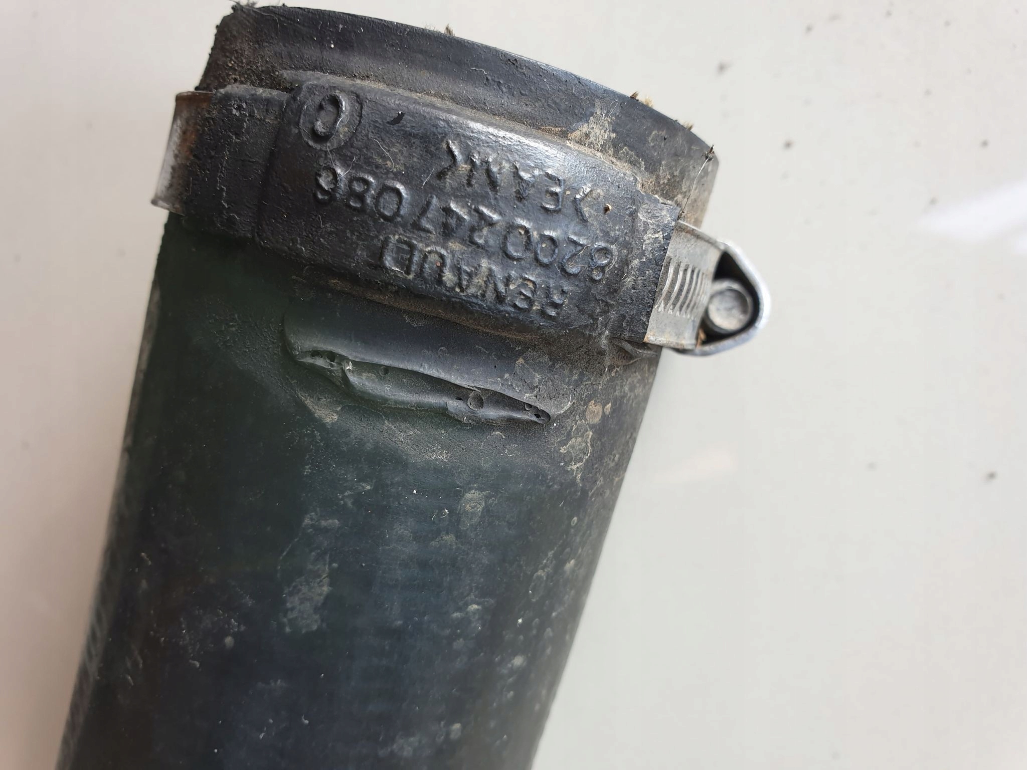 MASTER II труба интеркулера 2.5 8200247086