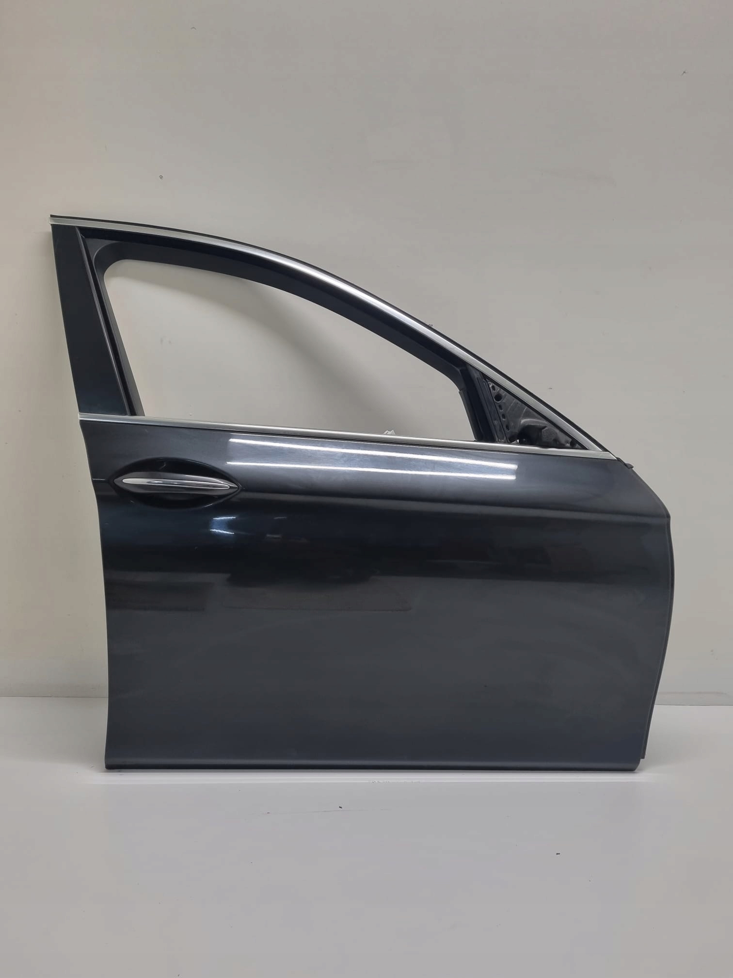 BMW 5 F10 F11 DRZWI PRAWE PRZÓD KOMPLETNE