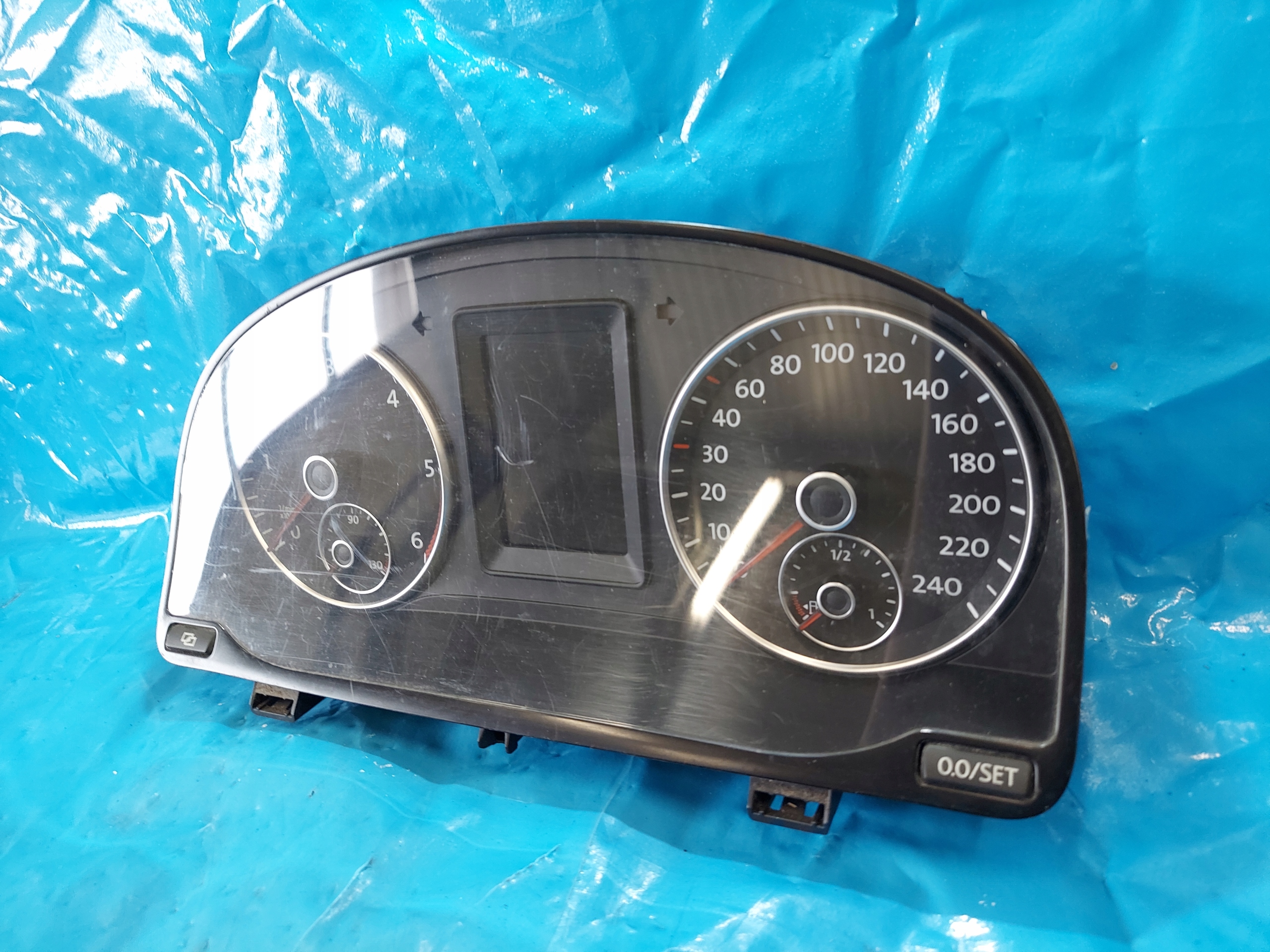 dials clock VW CADDY 2011 R 2K0920875A