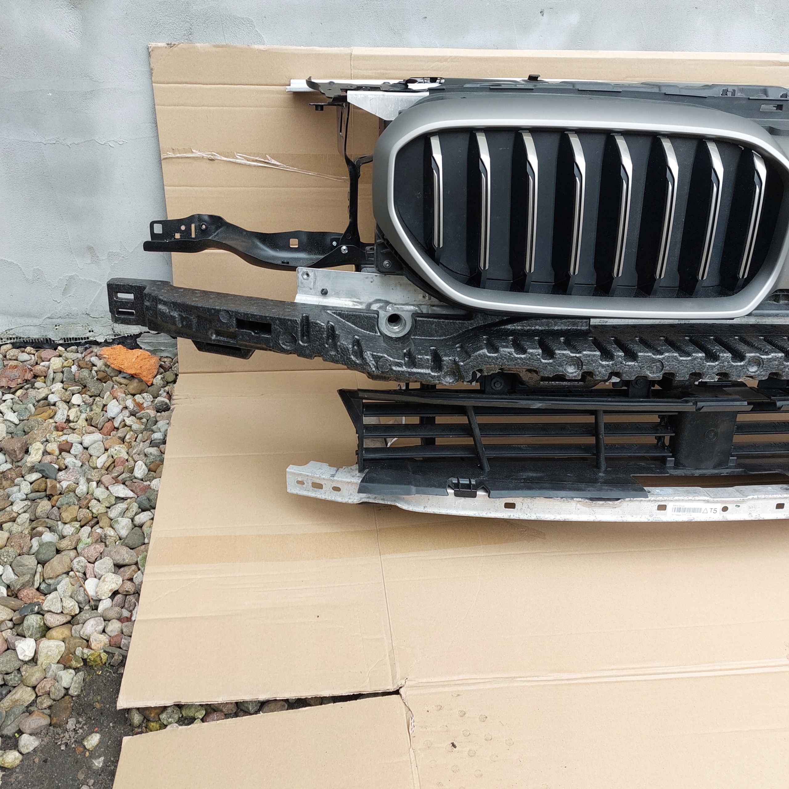 BMW 5 G30 G31LCI LIFT M-PAKIET PAS PRZEDNI WZMOCNIENIE BELK Producent części BMW OE