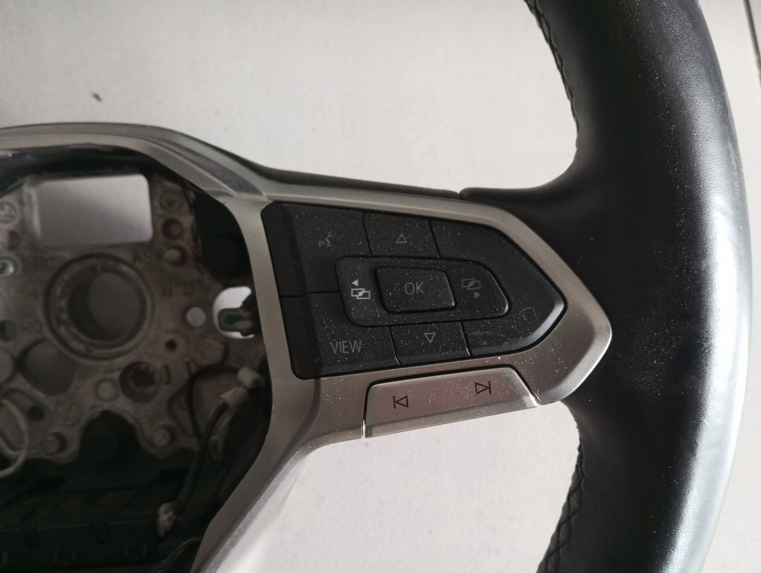 lenkrad VOLKSWAGEN TAIGO 2G7