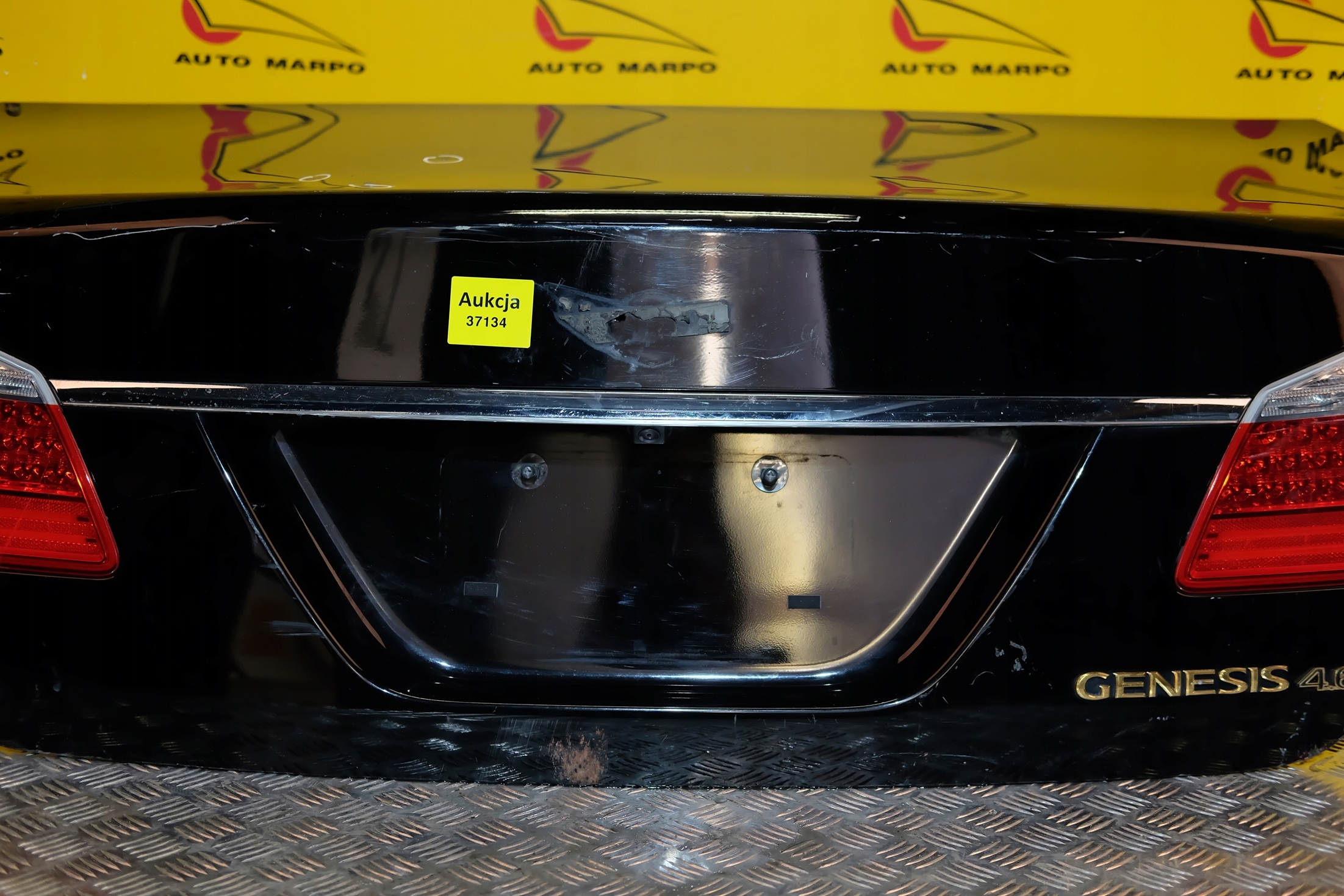 HYUNDAI GENESIS SEDAN 2008- KLAPA TYLNA TYŁ LAMPA Jakość części (zgodnie z GVO) O - oryginał z logo producenta pojazdu (OE)