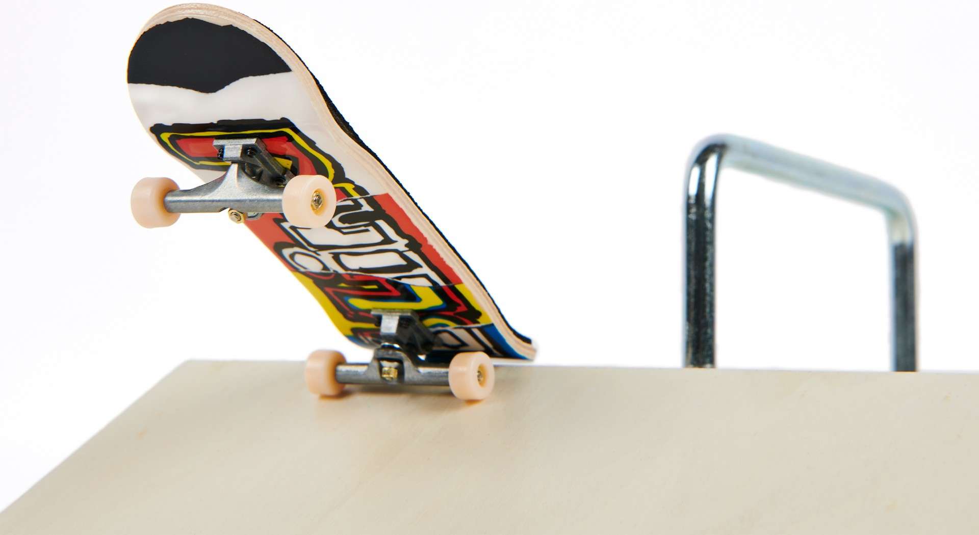 ZESTAW TECH DECK DREWNIANA RAMPA SHRED PYRAMID Kod producenta 6063827