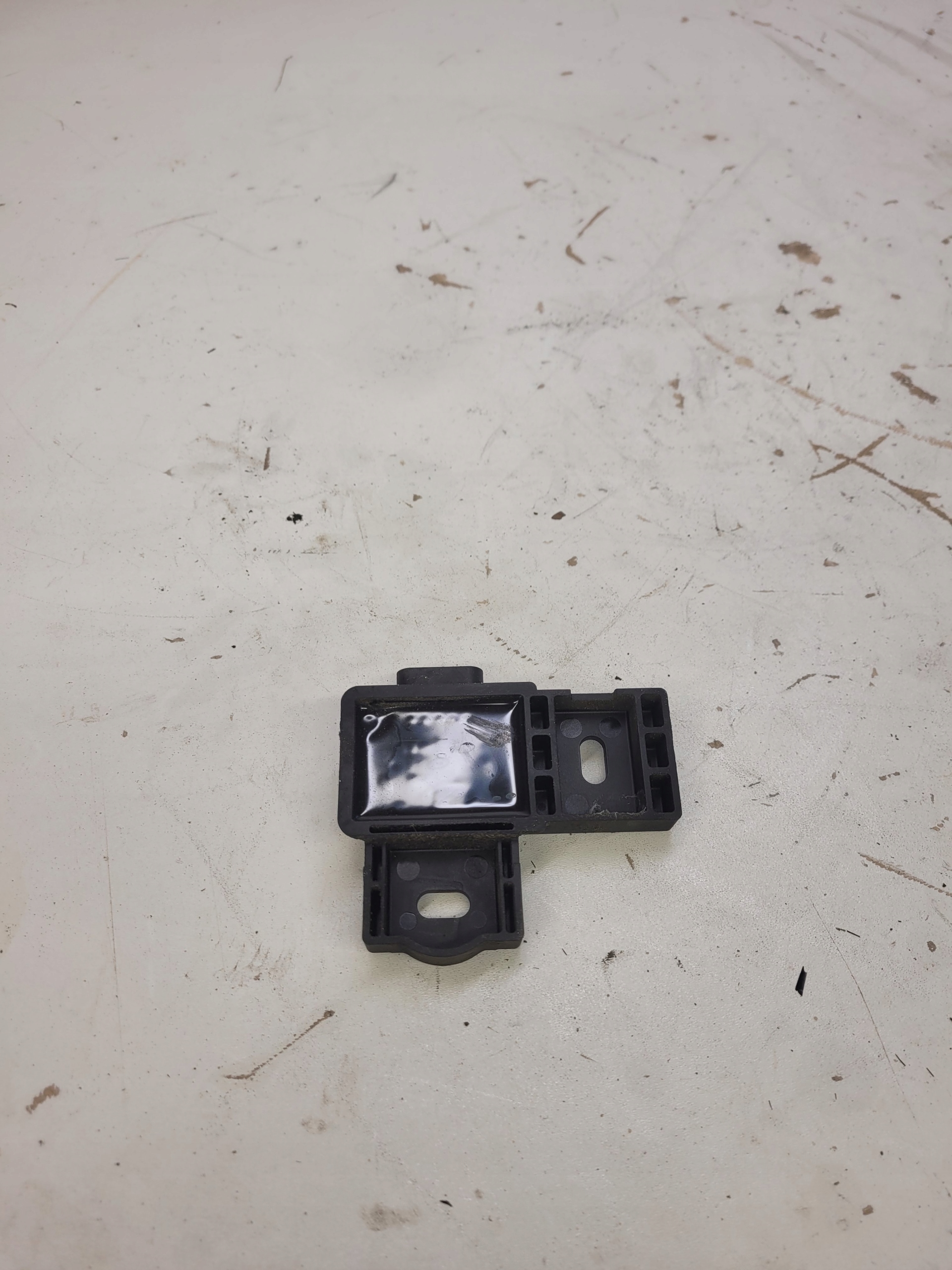 snimač razine goriva AUDI A8 D4 TFSI 8K0906651B