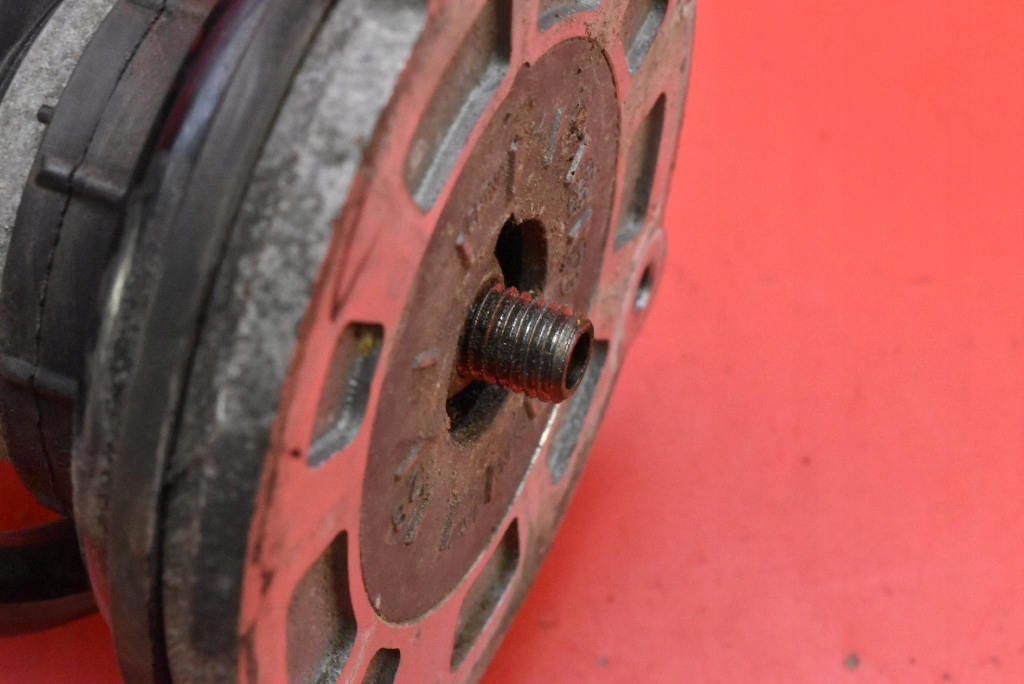 shock absorber left front 31658002 VOLVO S90 2 II 2.0 D4 190 KM 16-20