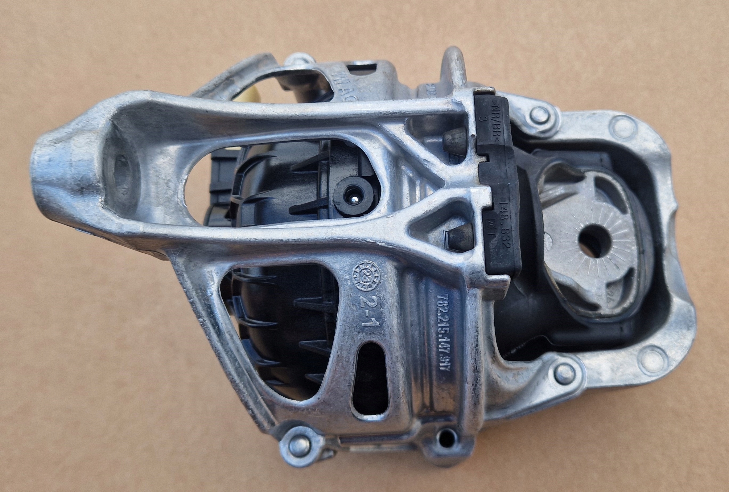 engine mount 4M0199372GH AUDI A6 A7 Q5 Q7 original as new