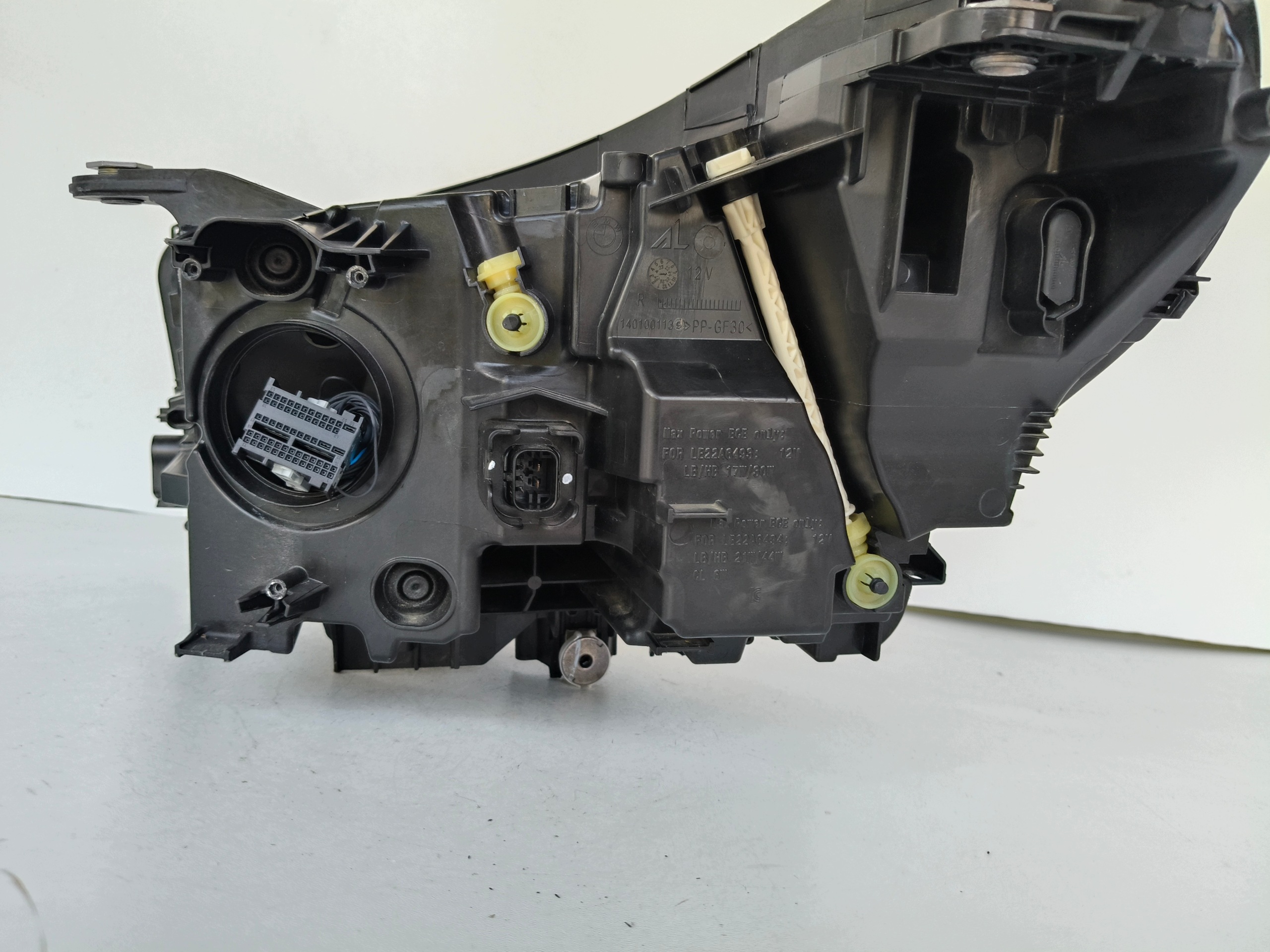 light right REFLEKTOR BMW 5 G60 G61 23- FULL LED