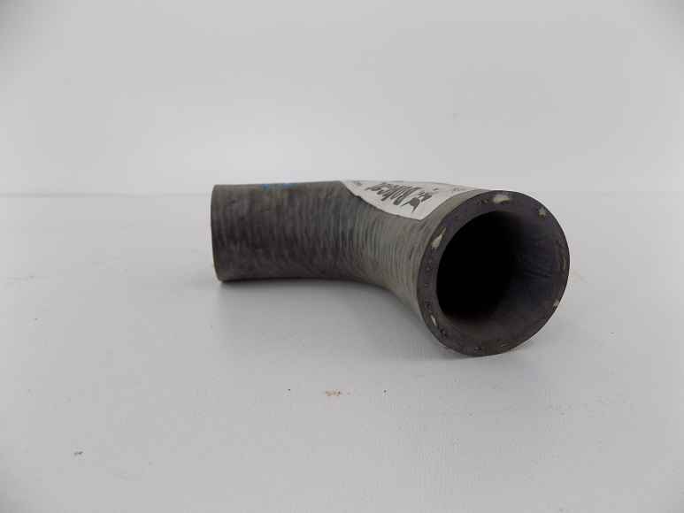 BOBCAT ТРУБОПРОВОД РАДИАТОРА 6576028